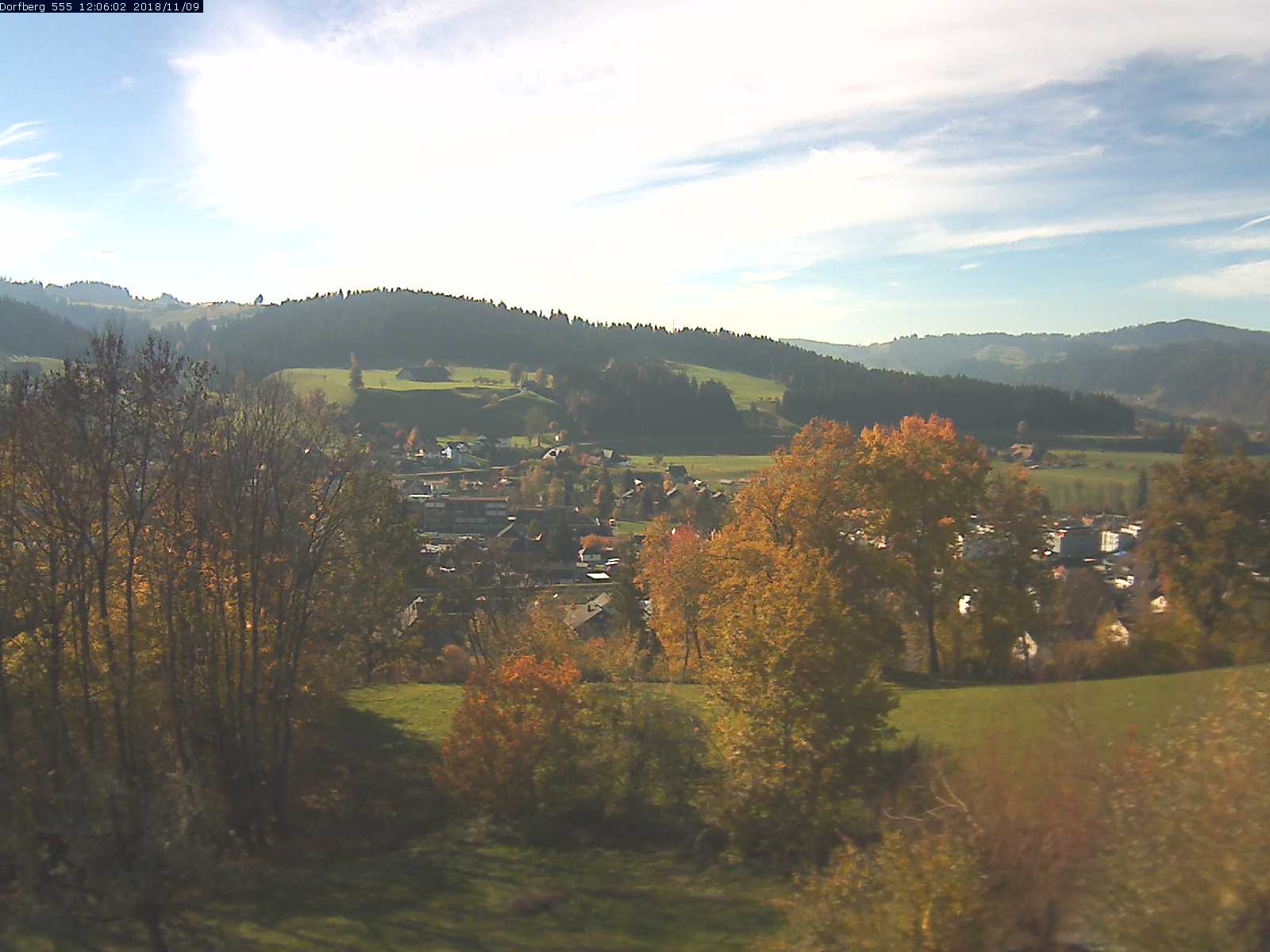 Webcam-Bild: Aussicht vom Dorfberg in Langnau 20181109-120601
