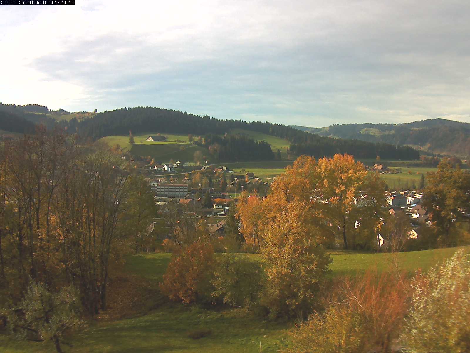Webcam-Bild: Aussicht vom Dorfberg in Langnau 20181110-100601