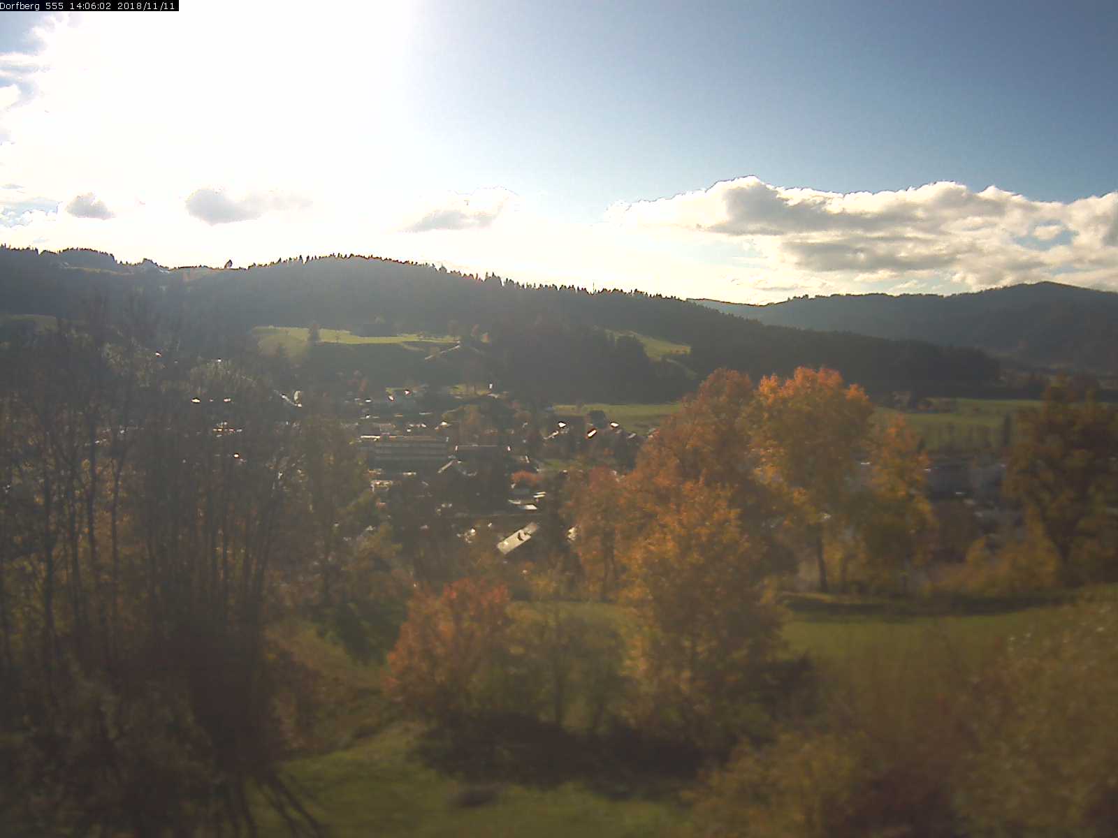 Webcam-Bild: Aussicht vom Dorfberg in Langnau 20181111-140602