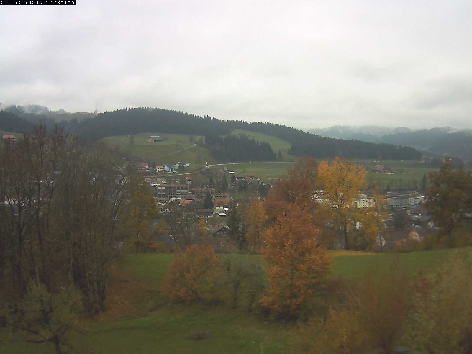 Webcam-Bild: Aussicht vom Dorfberg in Langnau 20181116-150601