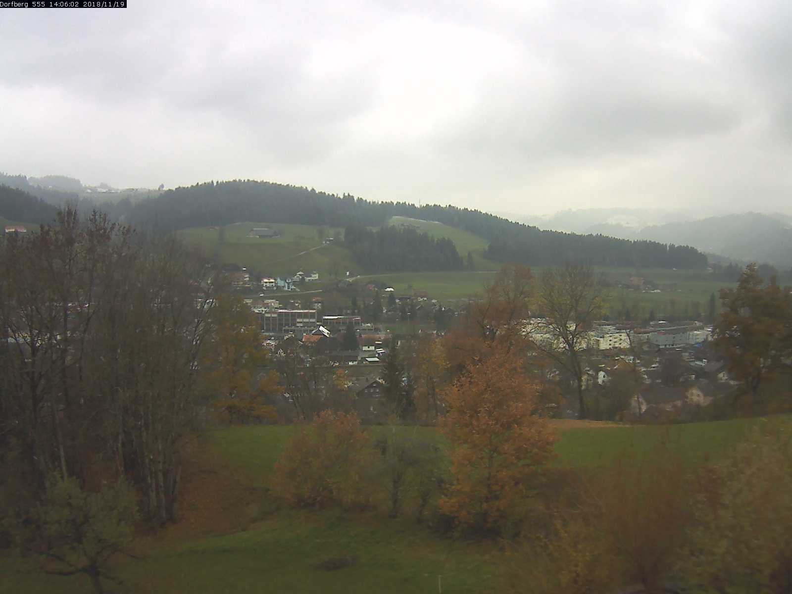Webcam-Bild: Aussicht vom Dorfberg in Langnau 20181119-140601