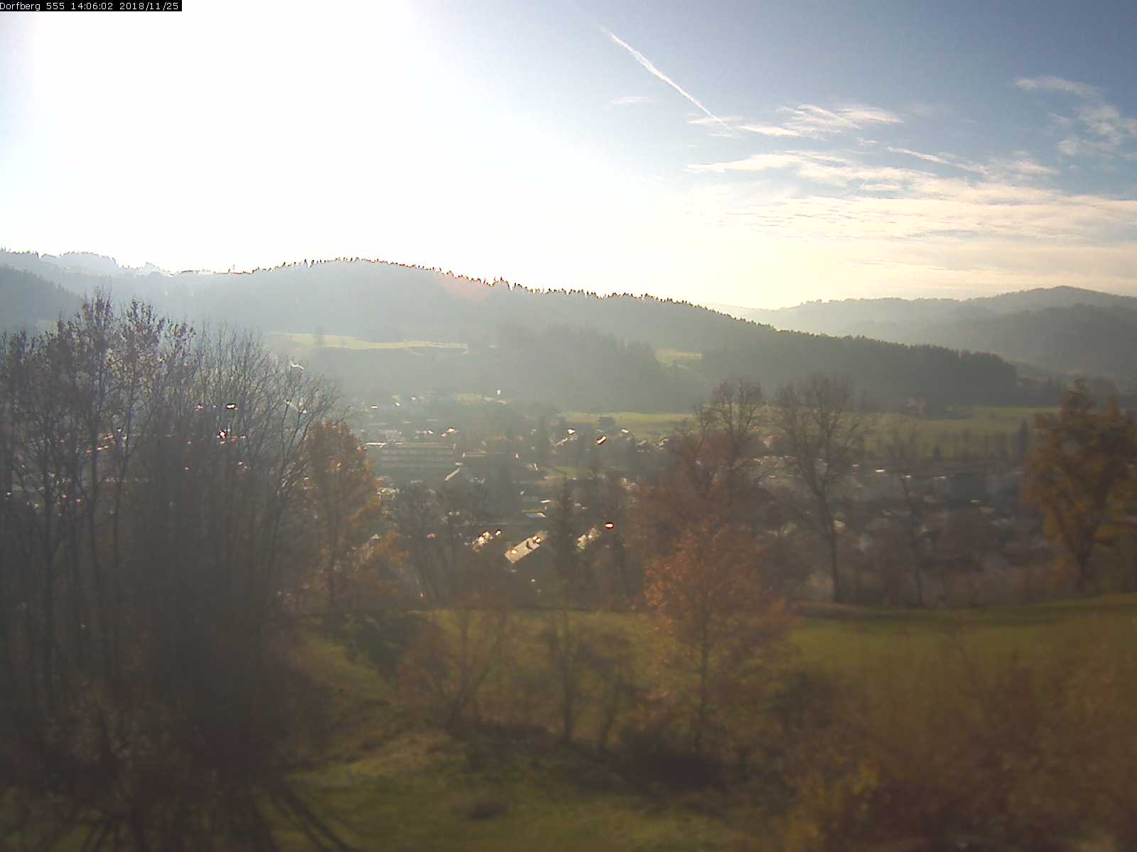 Webcam-Bild: Aussicht vom Dorfberg in Langnau 20181125-140601