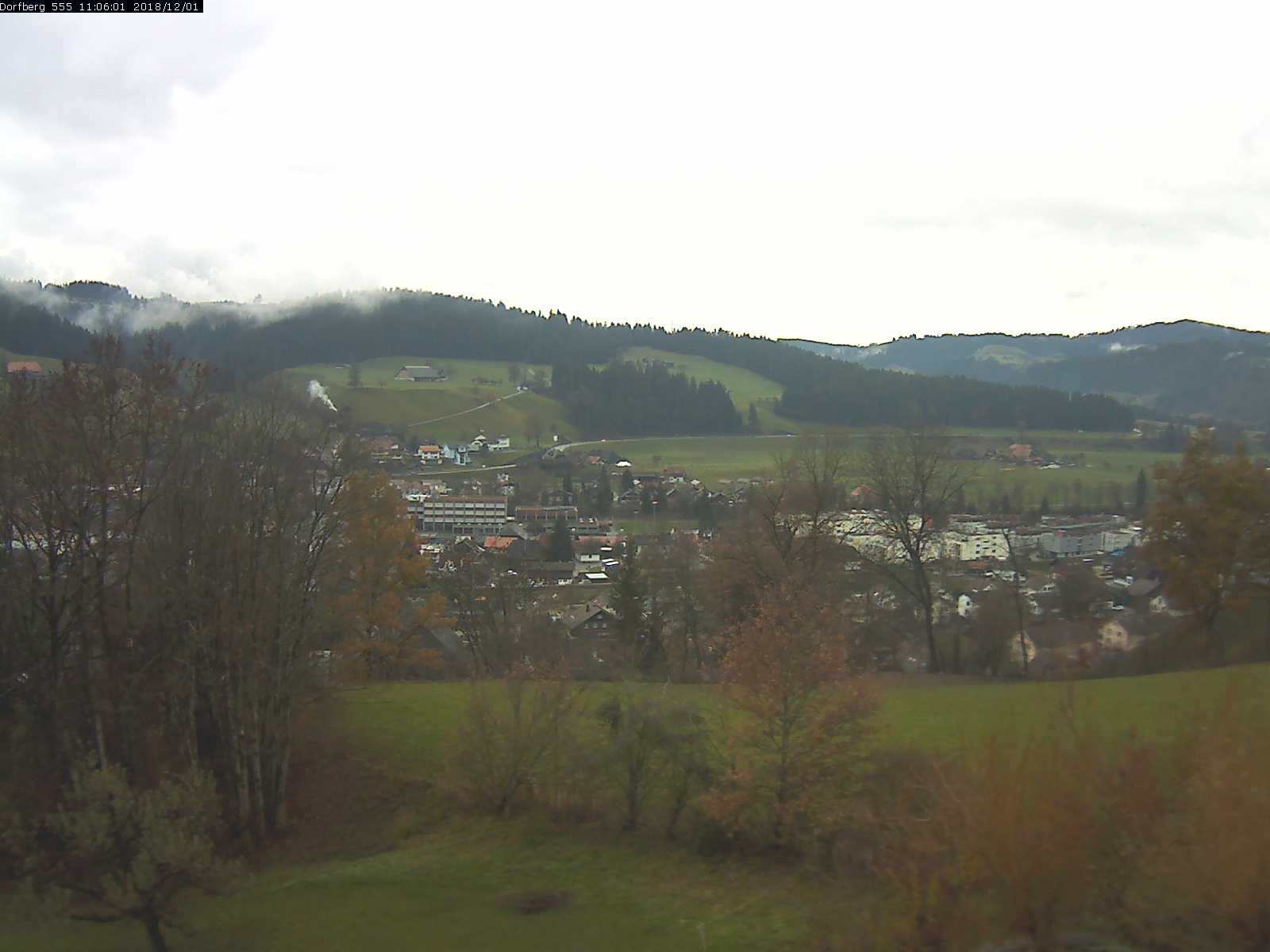 Webcam-Bild: Aussicht vom Dorfberg in Langnau 20181201-110601
