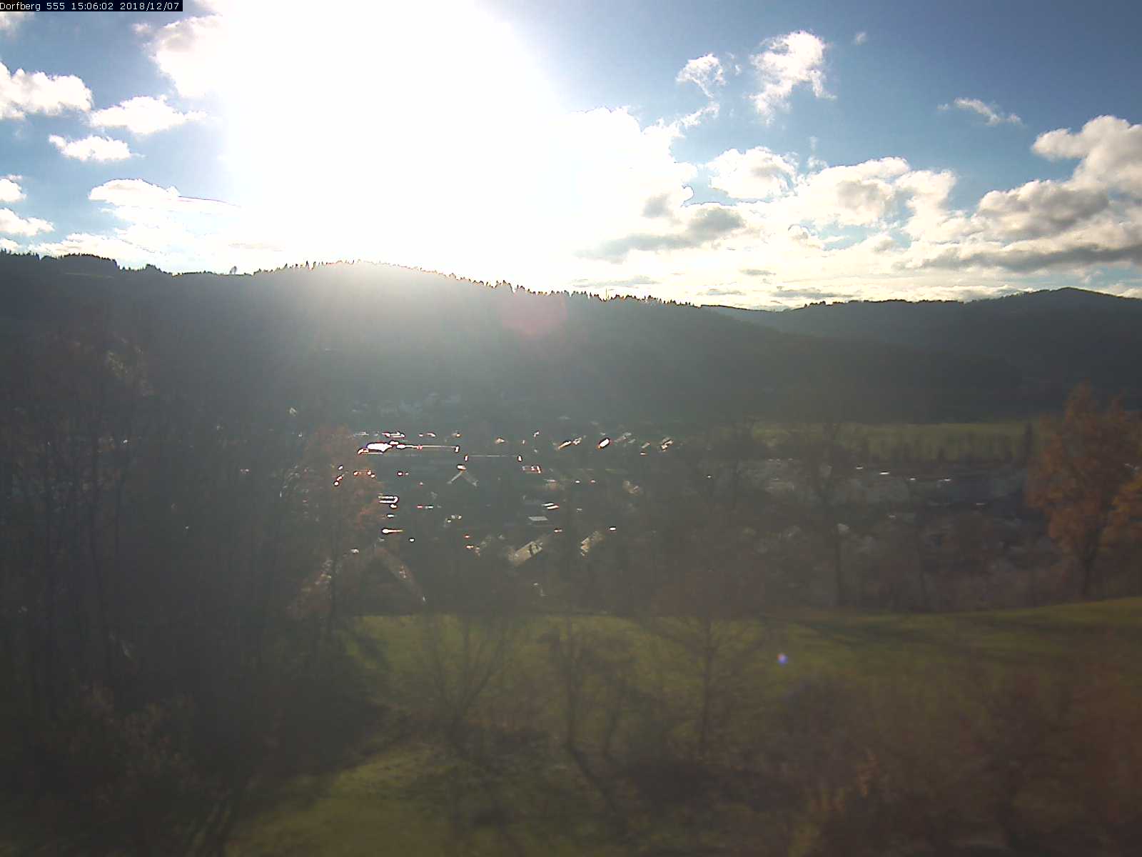 Webcam-Bild: Aussicht vom Dorfberg in Langnau 20181207-150601