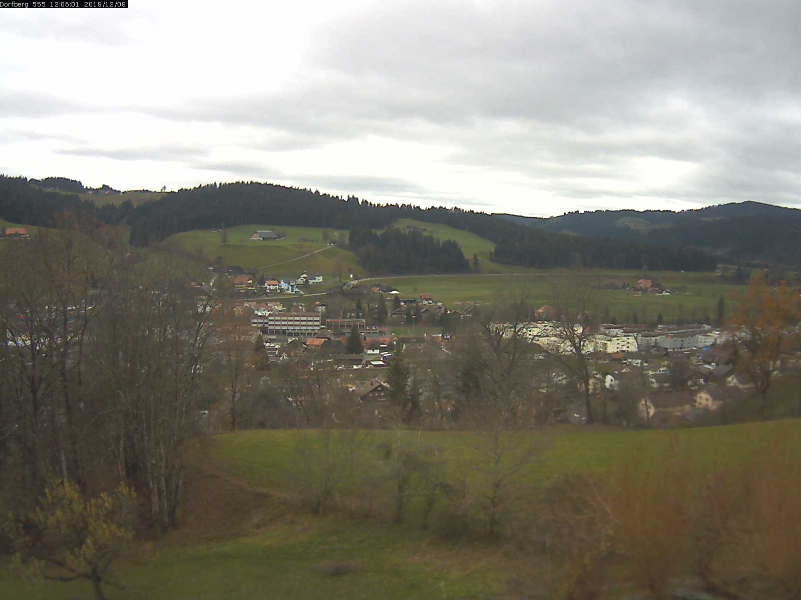 Webcam-Bild: Aussicht vom Dorfberg in Langnau 20181208-120601