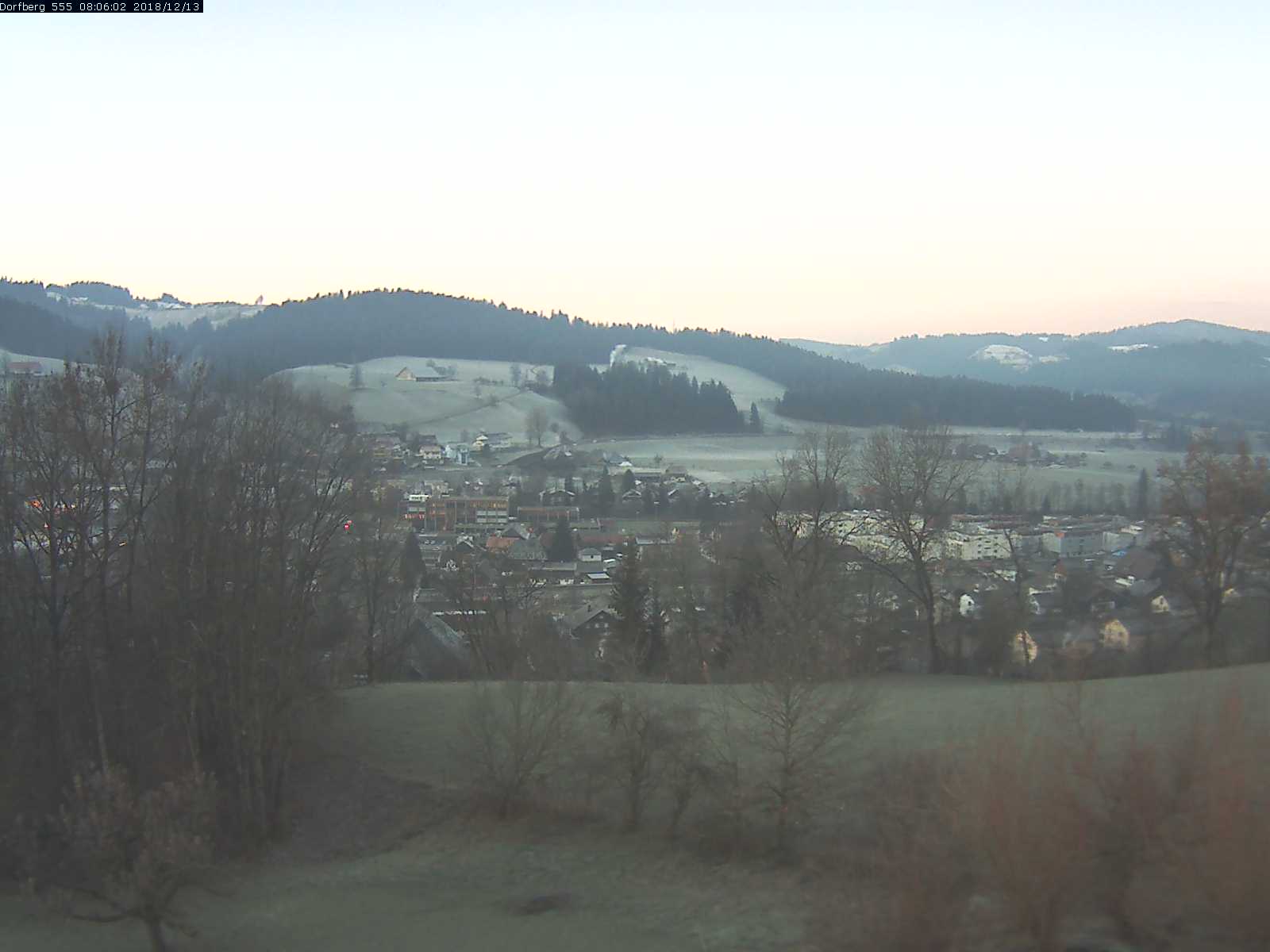 Webcam-Bild: Aussicht vom Dorfberg in Langnau 20181213-080601