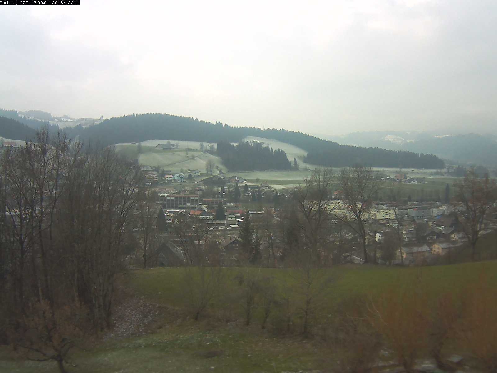 Webcam-Bild: Aussicht vom Dorfberg in Langnau 20181214-120601
