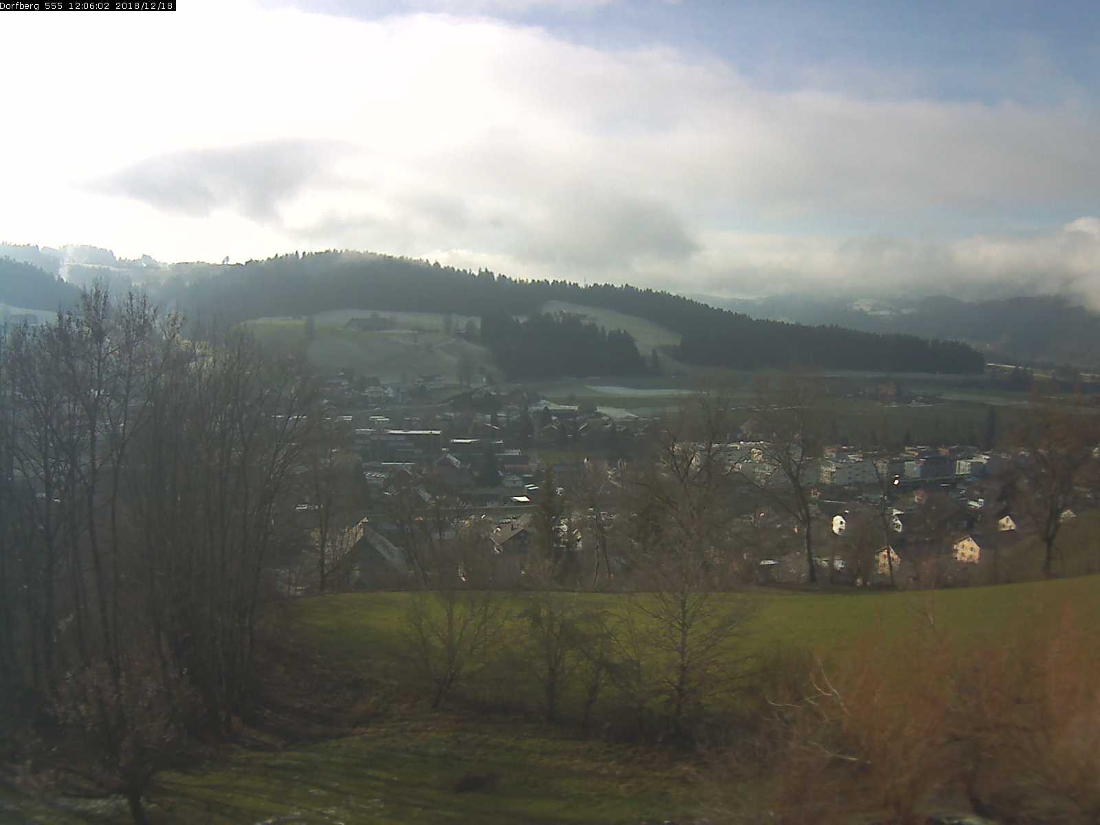 Webcam-Bild: Aussicht vom Dorfberg in Langnau 20181218-120601