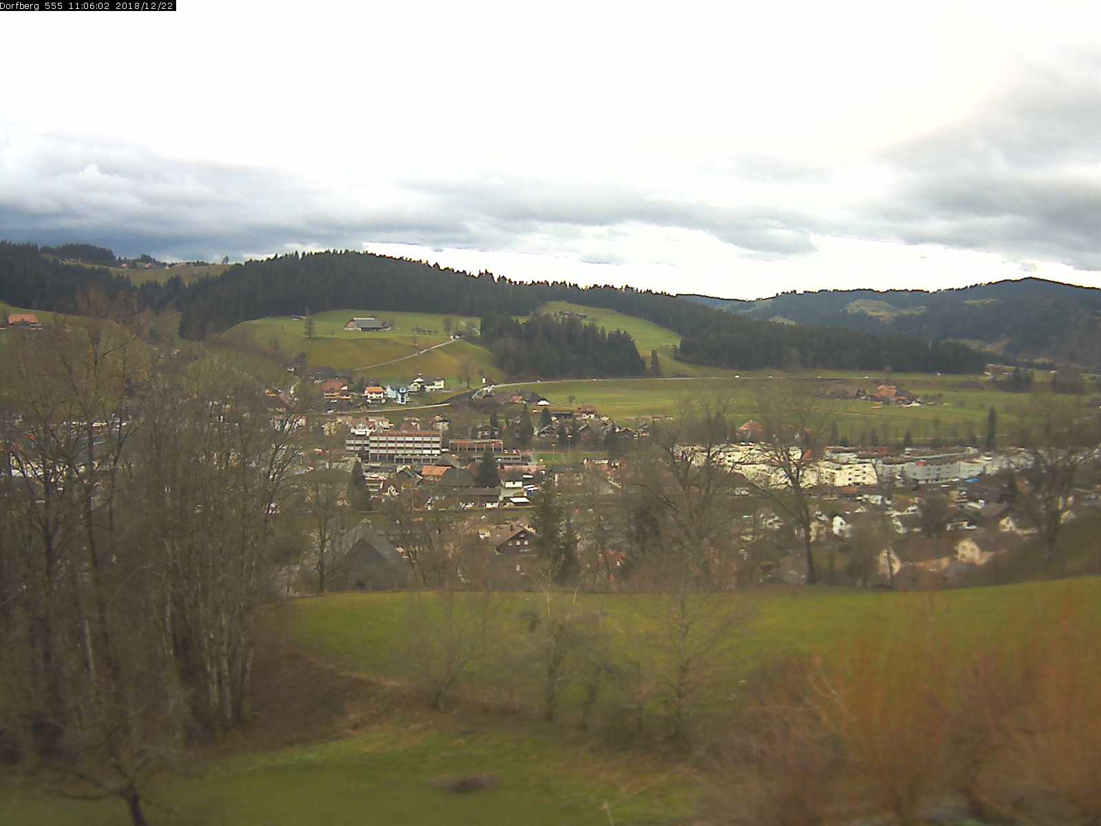Webcam-Bild: Aussicht vom Dorfberg in Langnau 20181222-110601