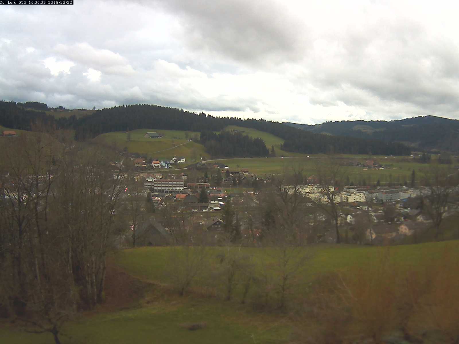 Webcam-Bild: Aussicht vom Dorfberg in Langnau 20181222-160601