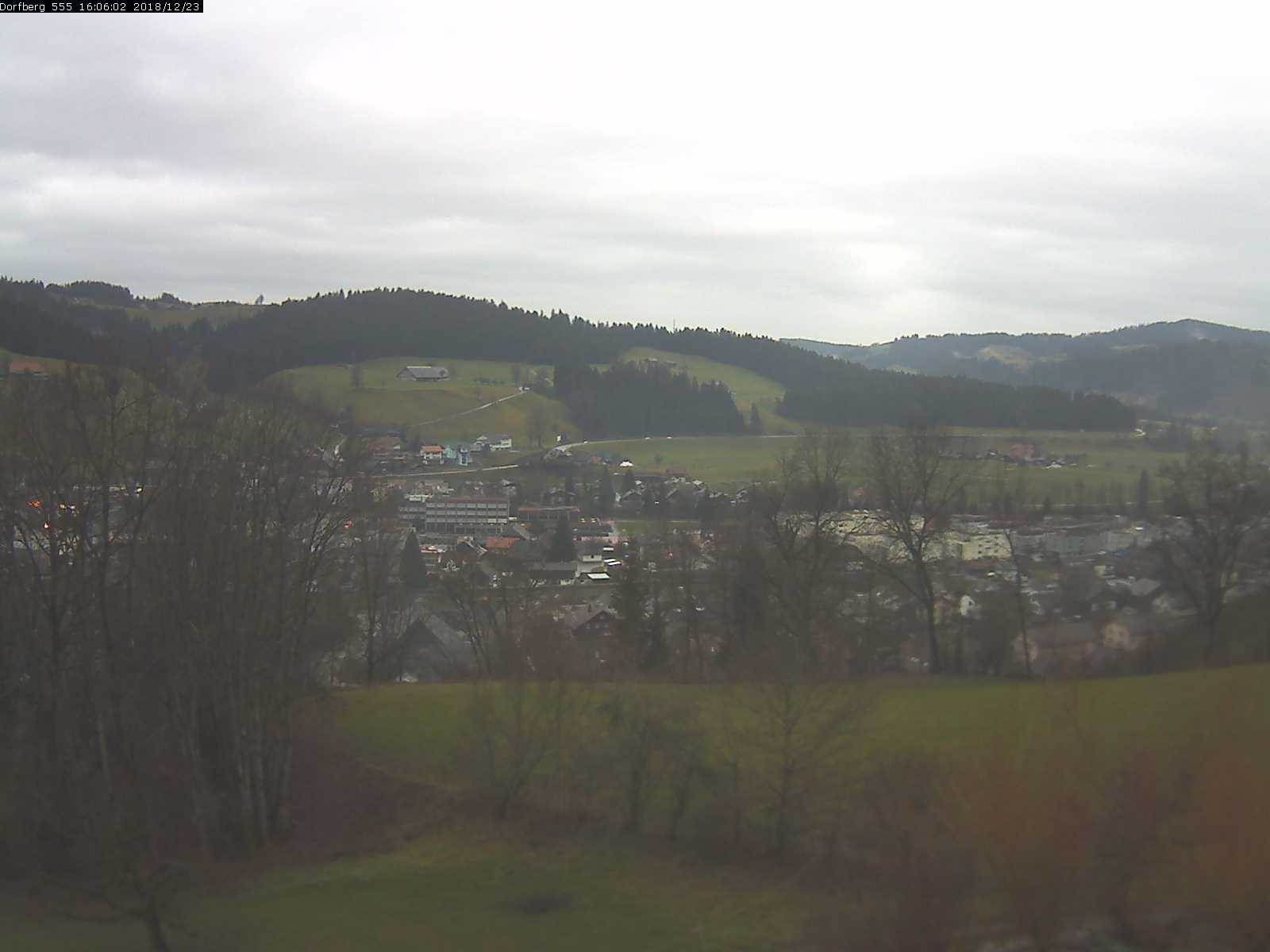 Webcam-Bild: Aussicht vom Dorfberg in Langnau 20181223-160601