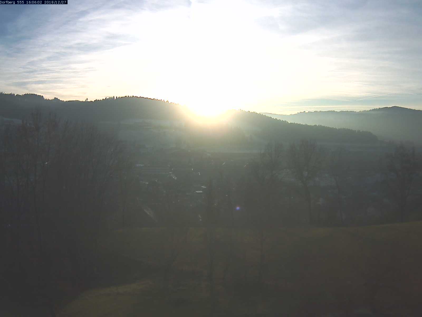 Webcam-Bild: Aussicht vom Dorfberg in Langnau 20181227-160601