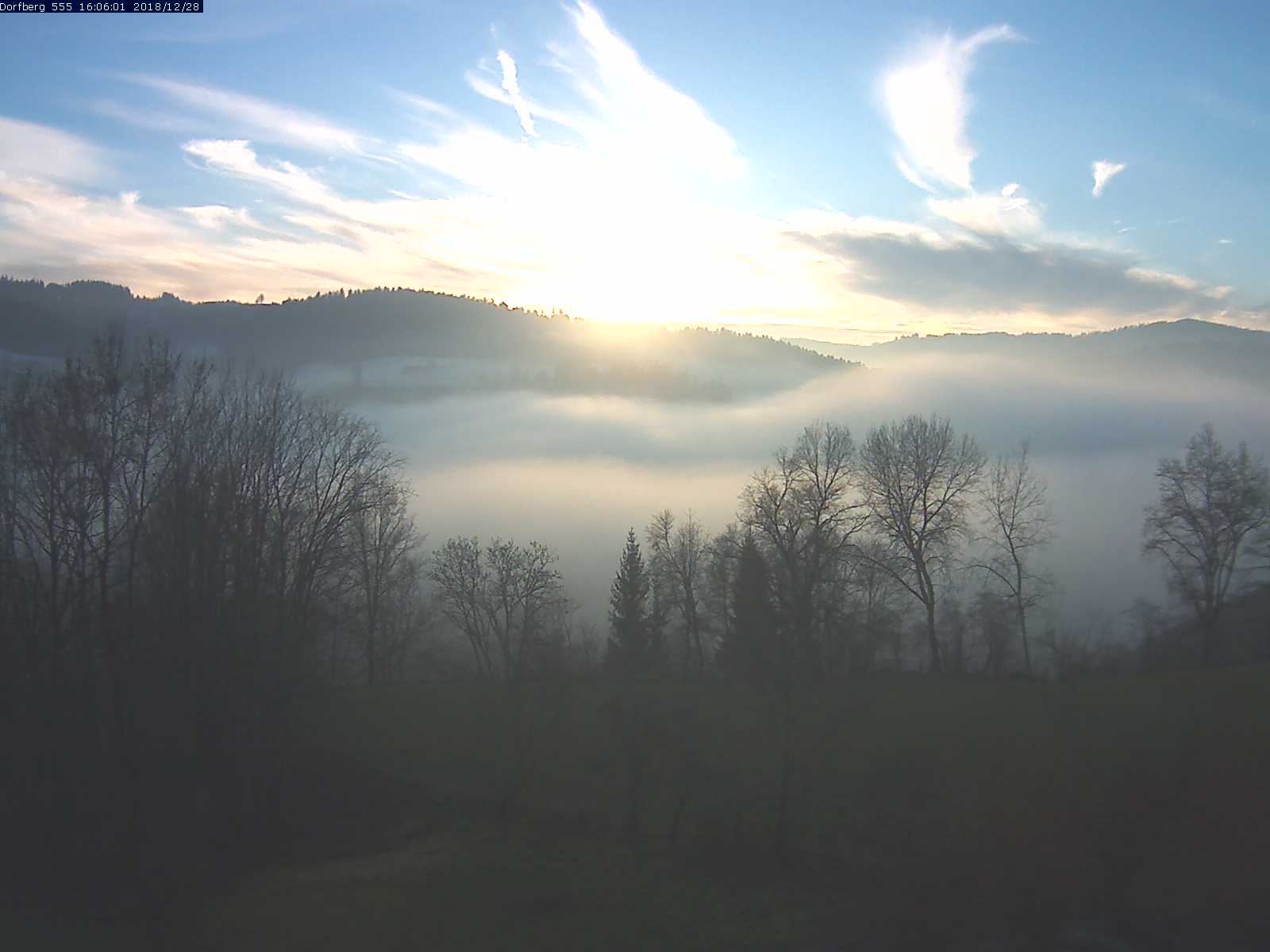 Webcam-Bild: Aussicht vom Dorfberg in Langnau 20181228-160601