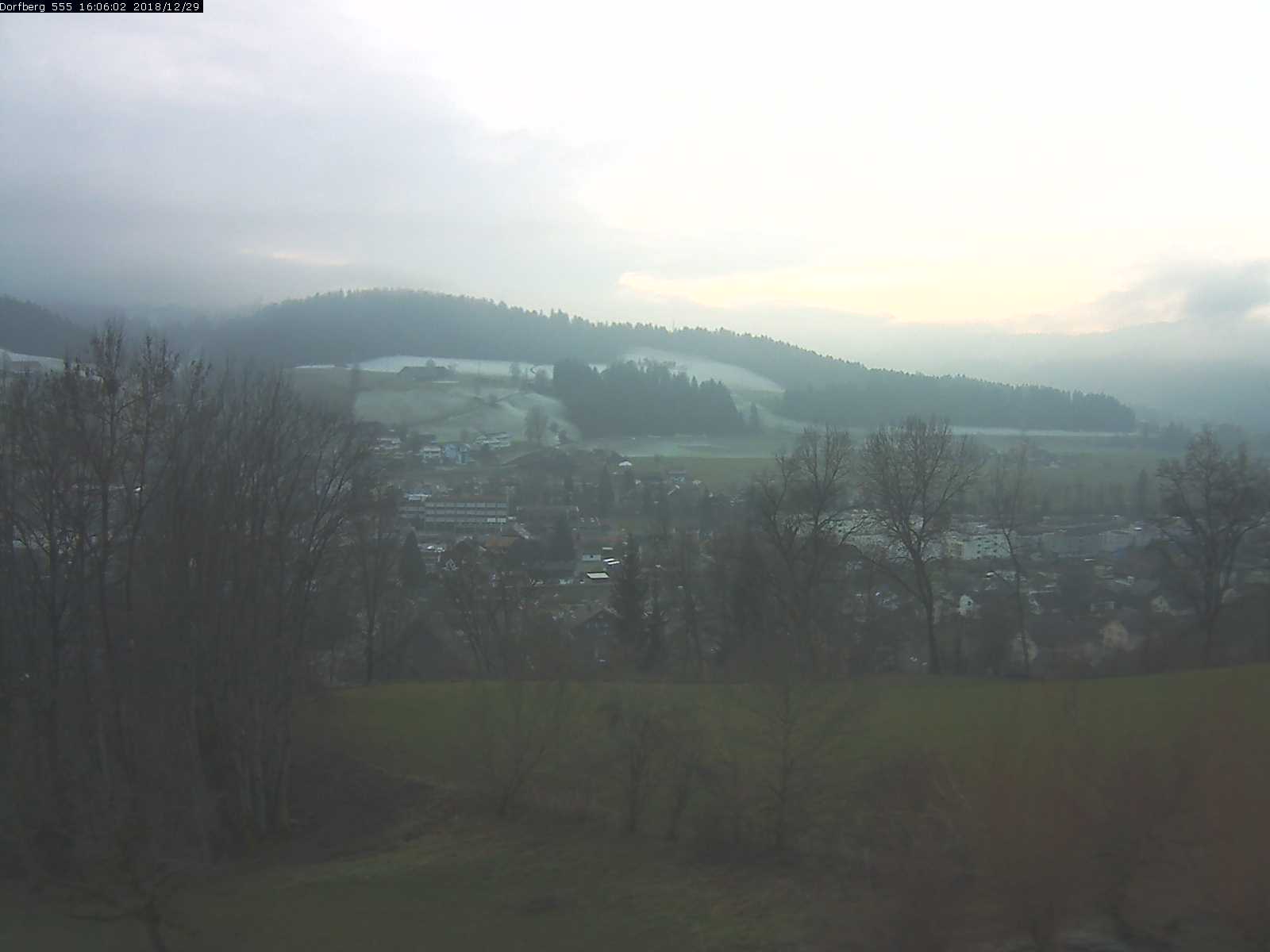 Webcam-Bild: Aussicht vom Dorfberg in Langnau 20181229-160601