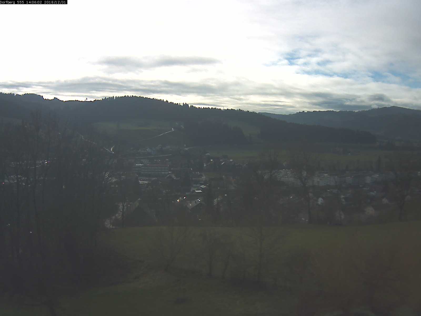 Webcam-Bild: Aussicht vom Dorfberg in Langnau 20181231-140601