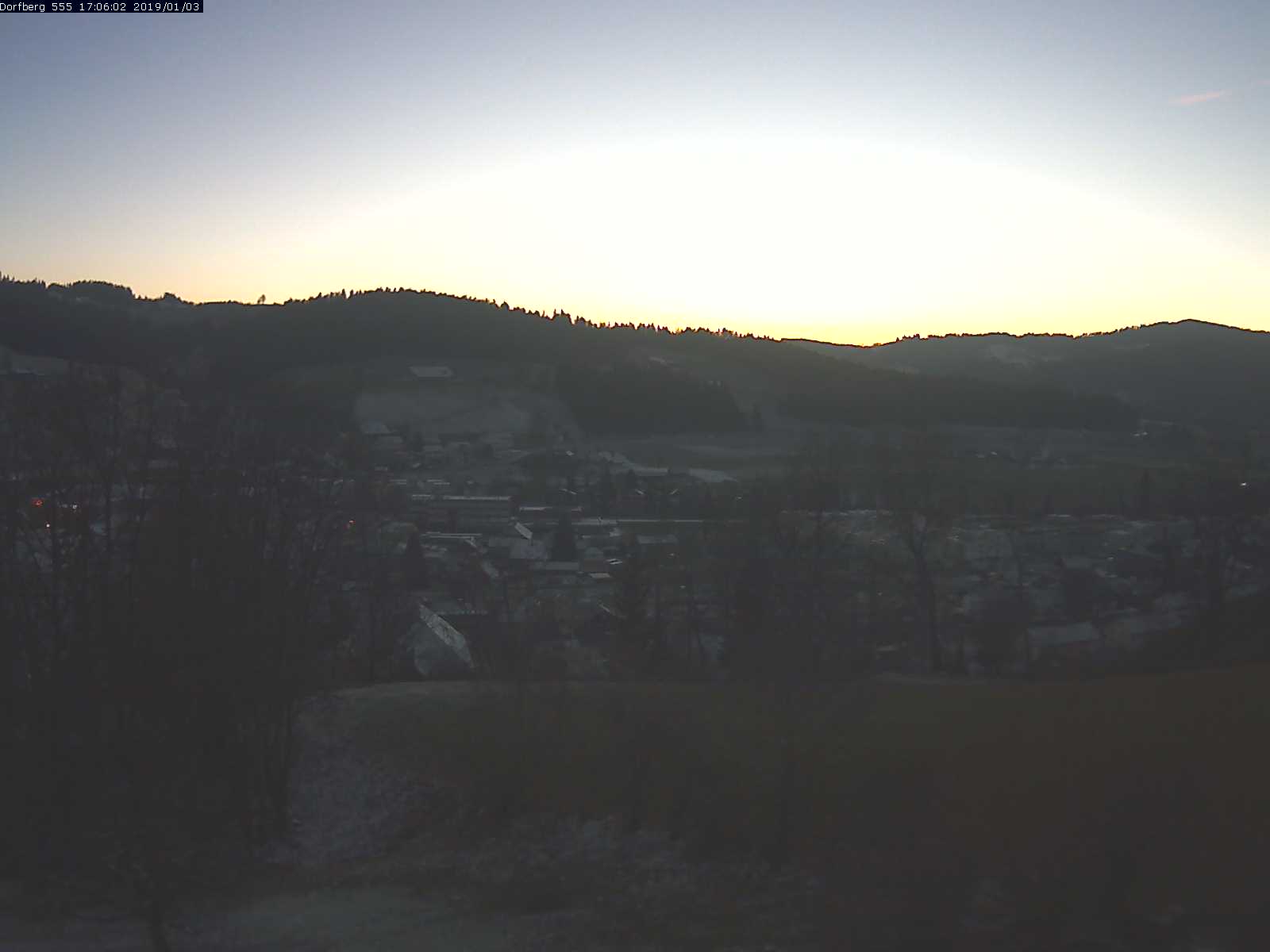 Webcam-Bild: Aussicht vom Dorfberg in Langnau 20190103-170601