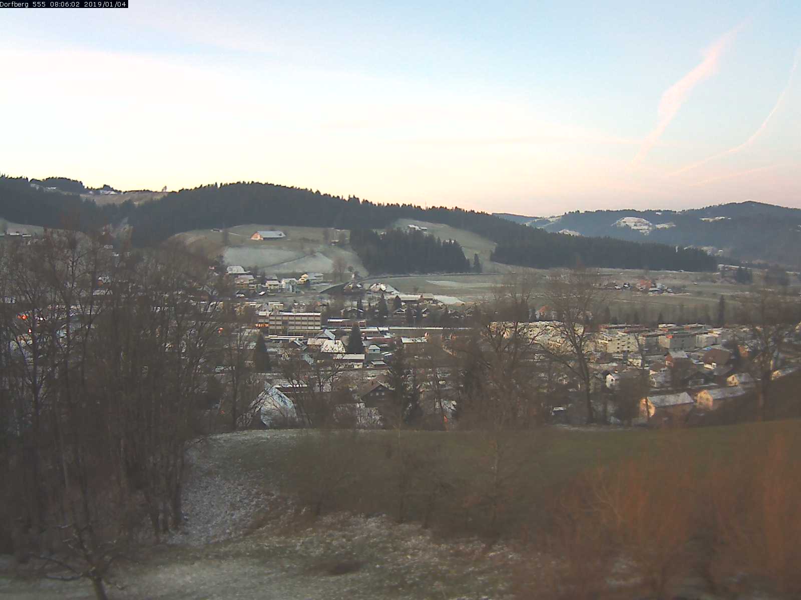 Webcam-Bild: Aussicht vom Dorfberg in Langnau 20190104-080601