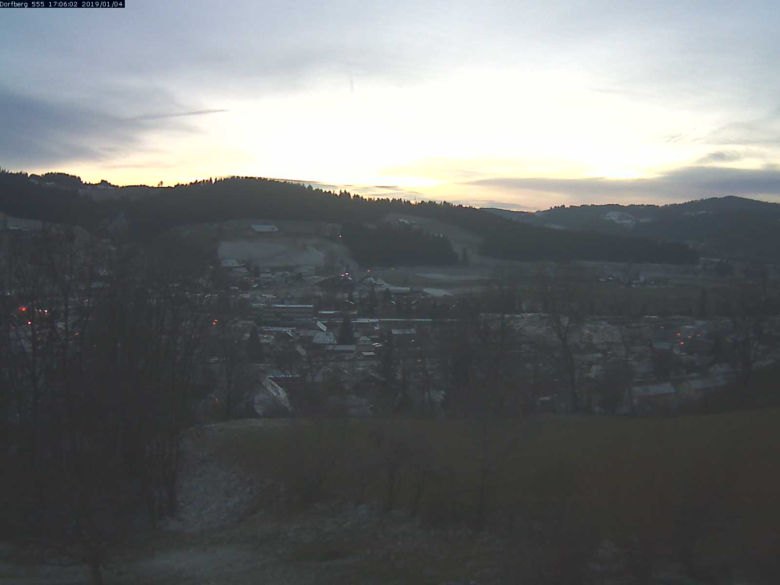Webcam-Bild: Aussicht vom Dorfberg in Langnau 20190104-170601
