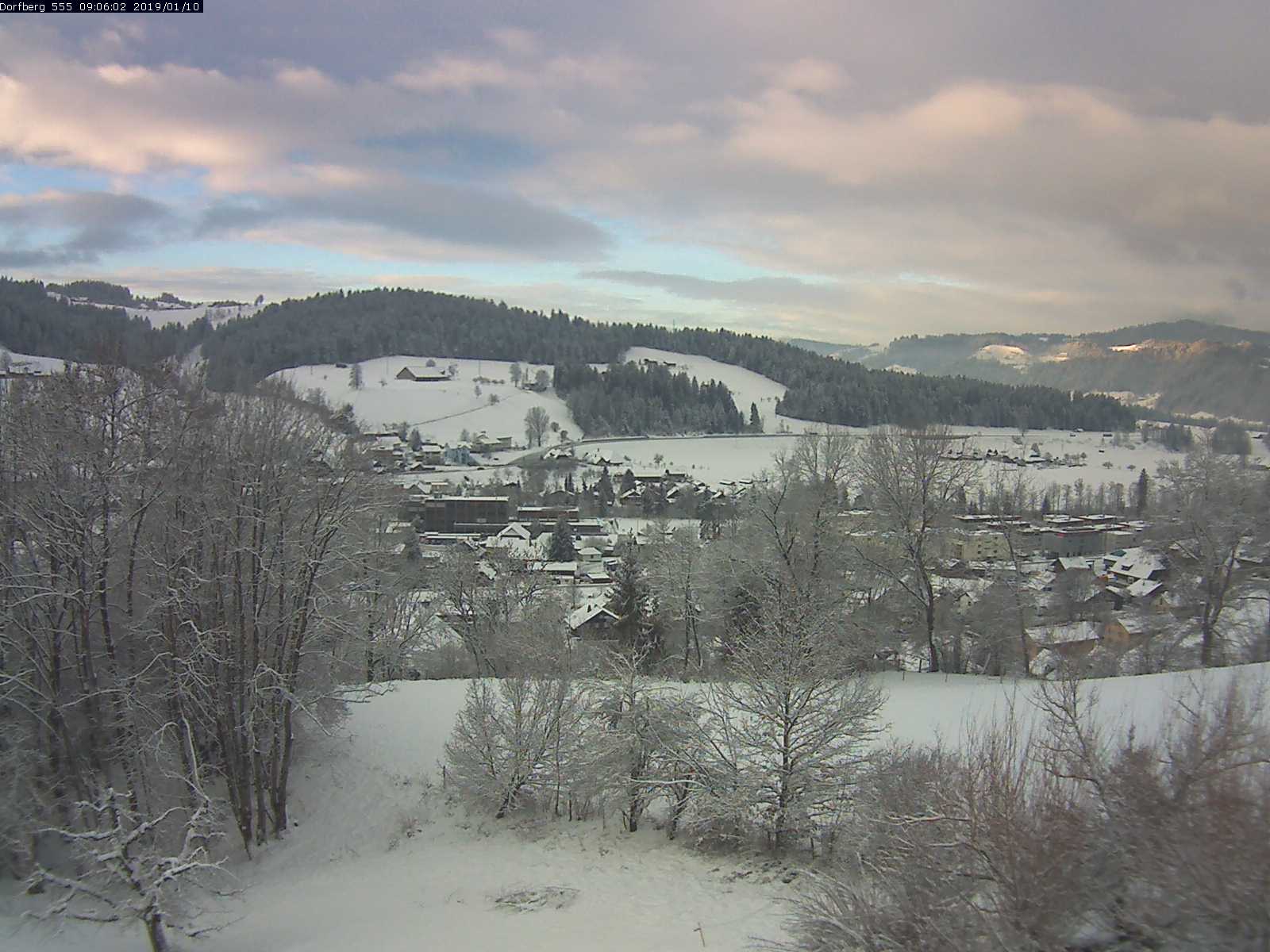 Webcam-Bild: Aussicht vom Dorfberg in Langnau 20190110-090601