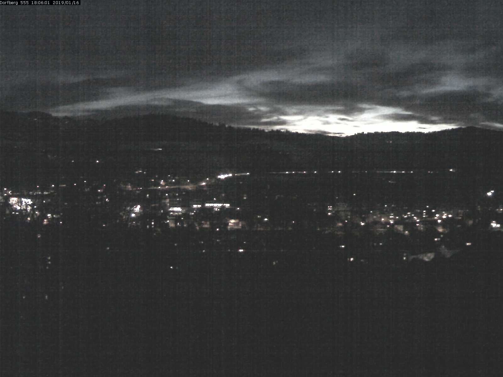 Webcam-Bild: Aussicht vom Dorfberg in Langnau 20190116-180601
