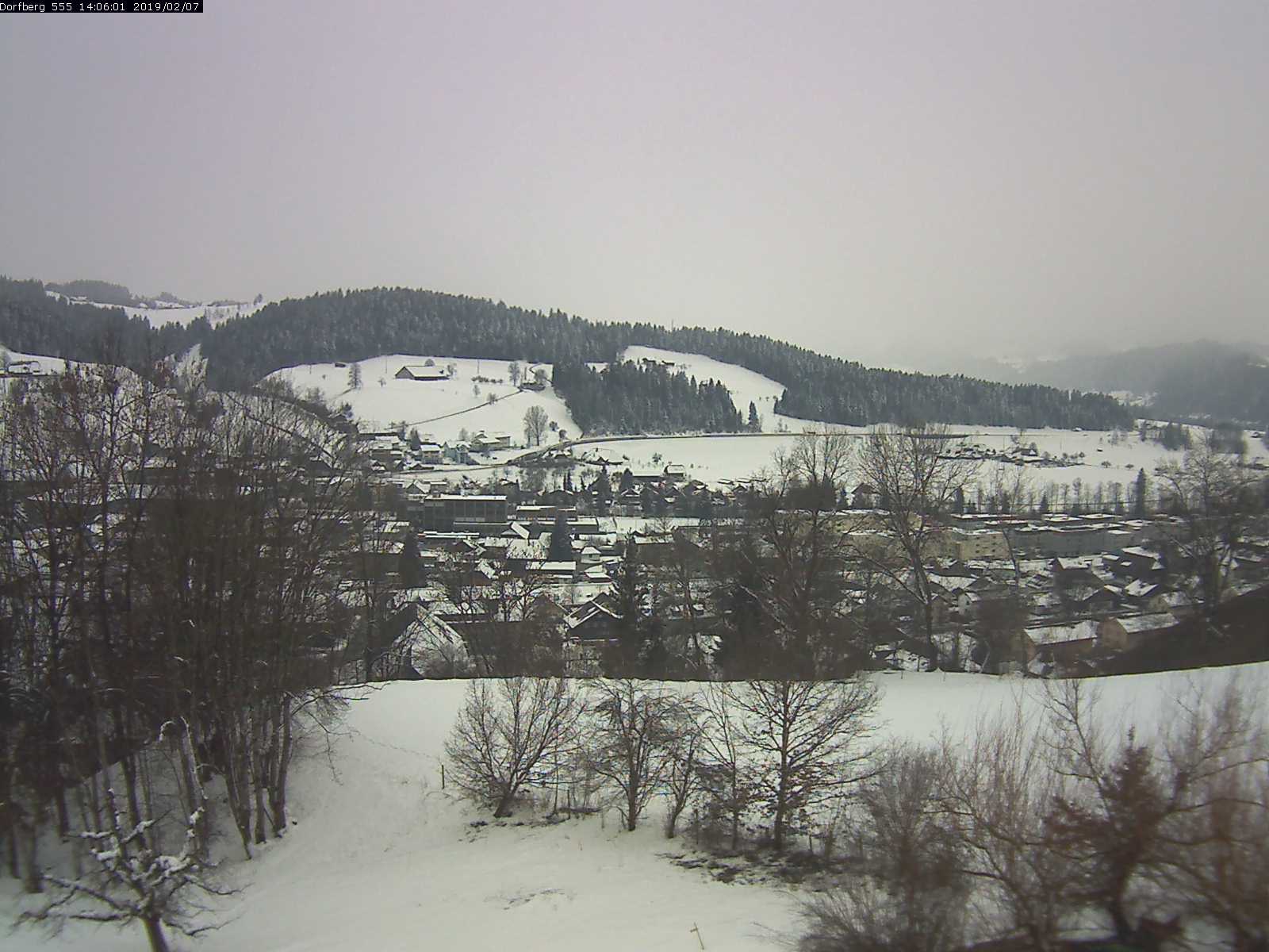 Webcam-Bild: Aussicht vom Dorfberg in Langnau 20190207-140601
