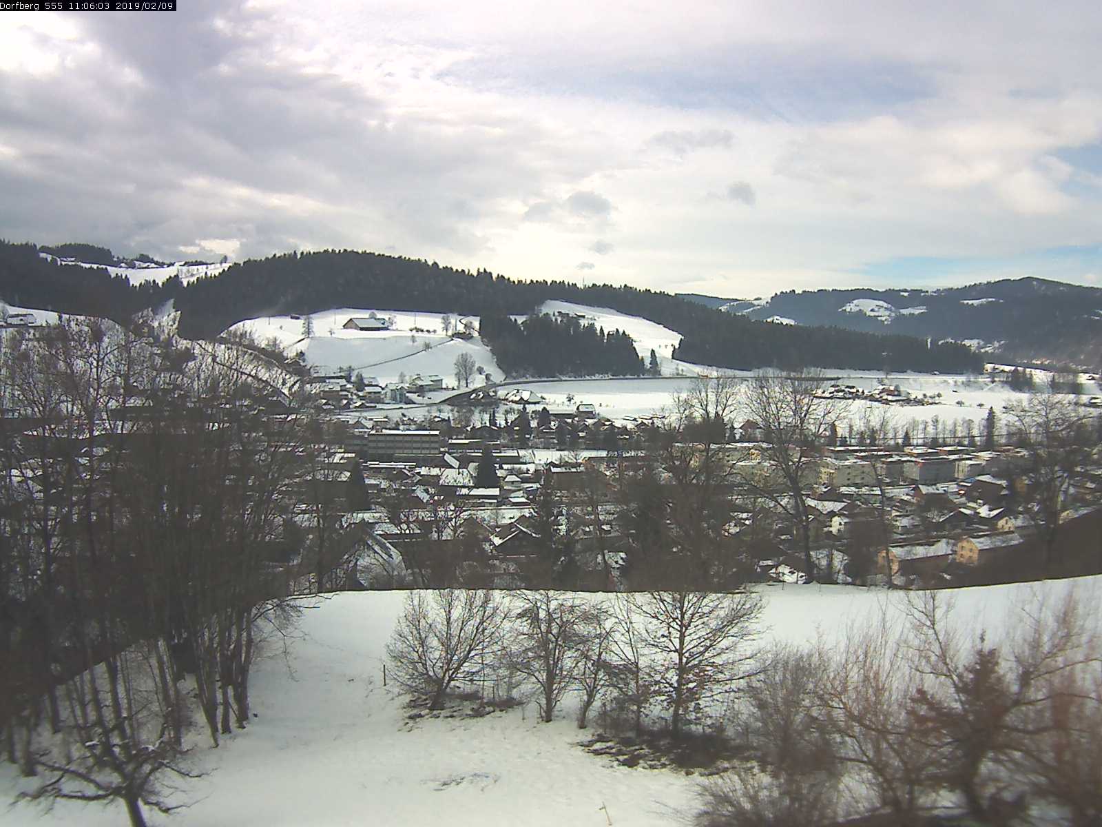 Webcam-Bild: Aussicht vom Dorfberg in Langnau 20190209-110601