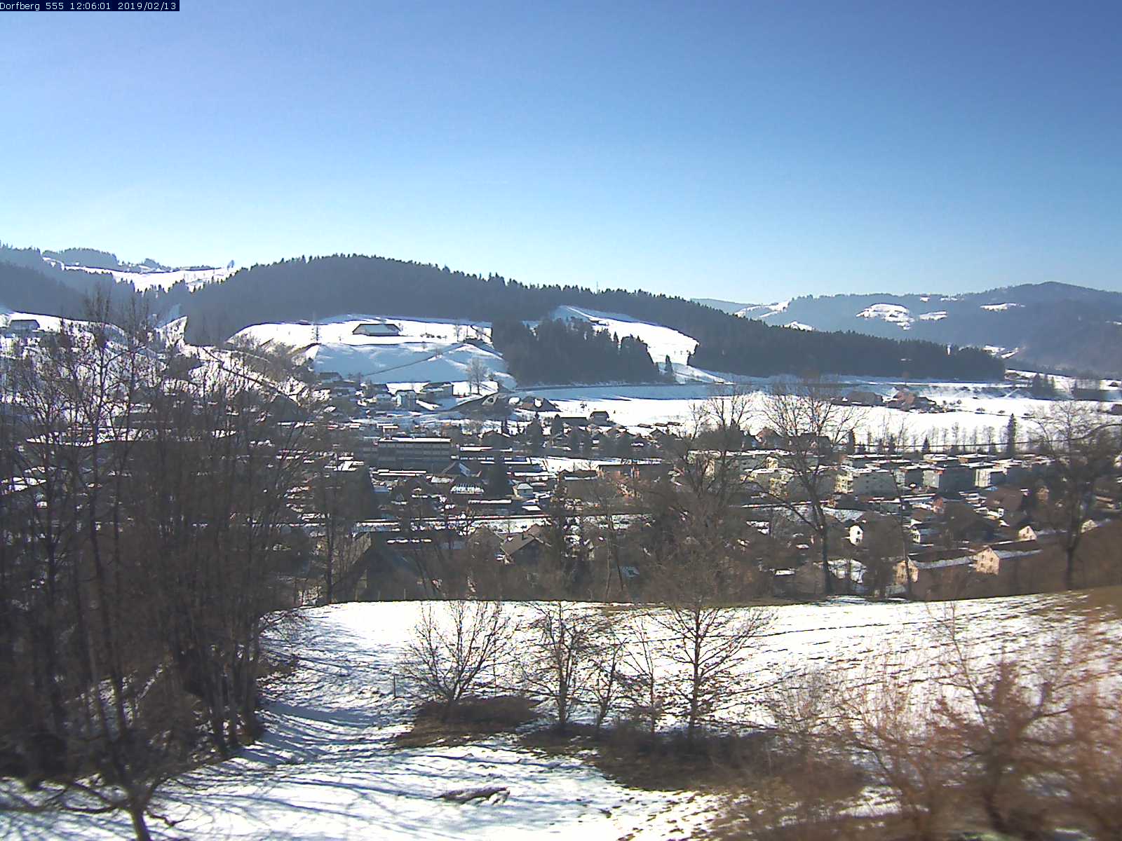 Webcam-Bild: Aussicht vom Dorfberg in Langnau 20190213-120601