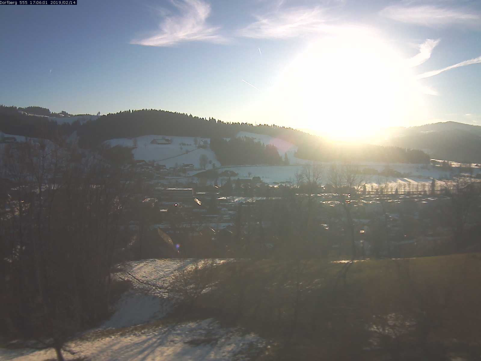 Webcam-Bild: Aussicht vom Dorfberg in Langnau 20190214-170601