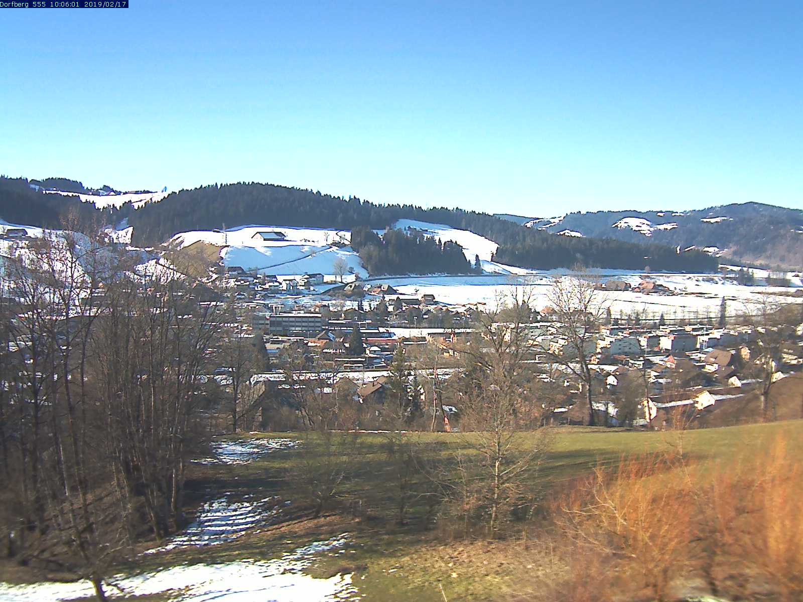 Webcam-Bild: Aussicht vom Dorfberg in Langnau 20190217-100601