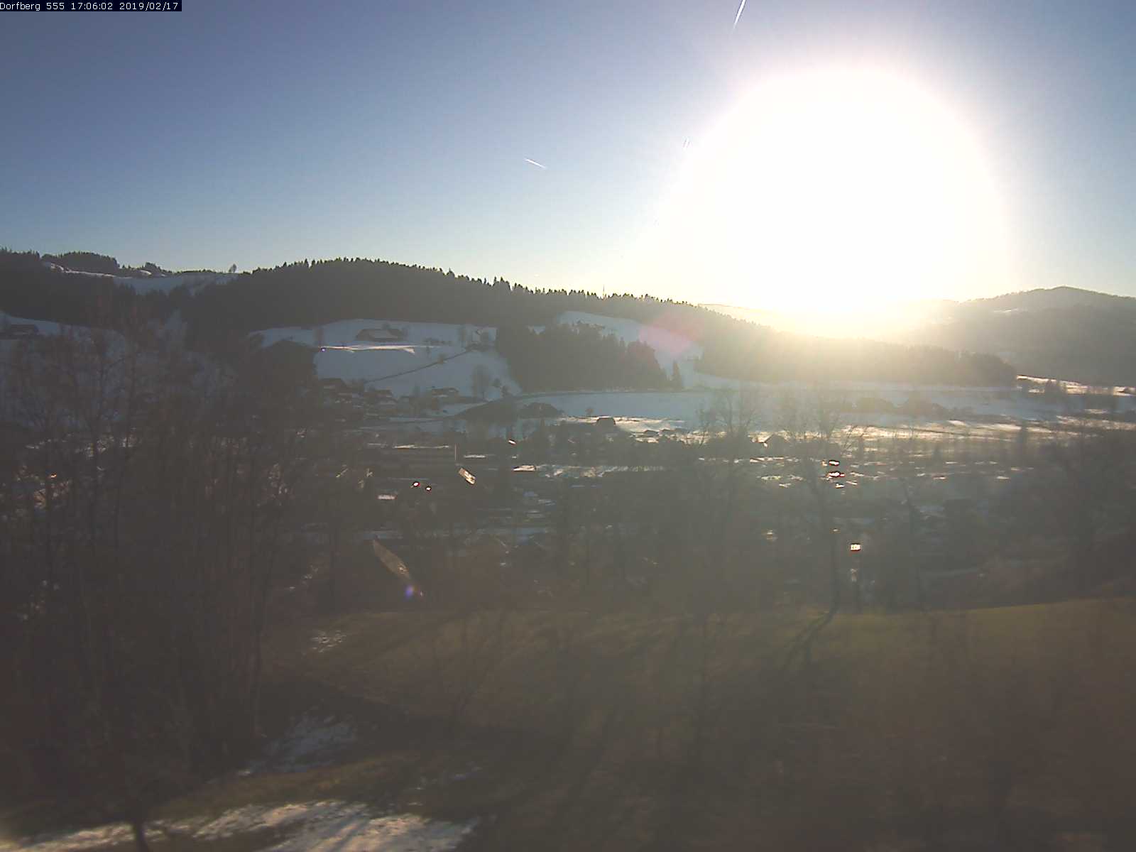 Webcam-Bild: Aussicht vom Dorfberg in Langnau 20190217-170601