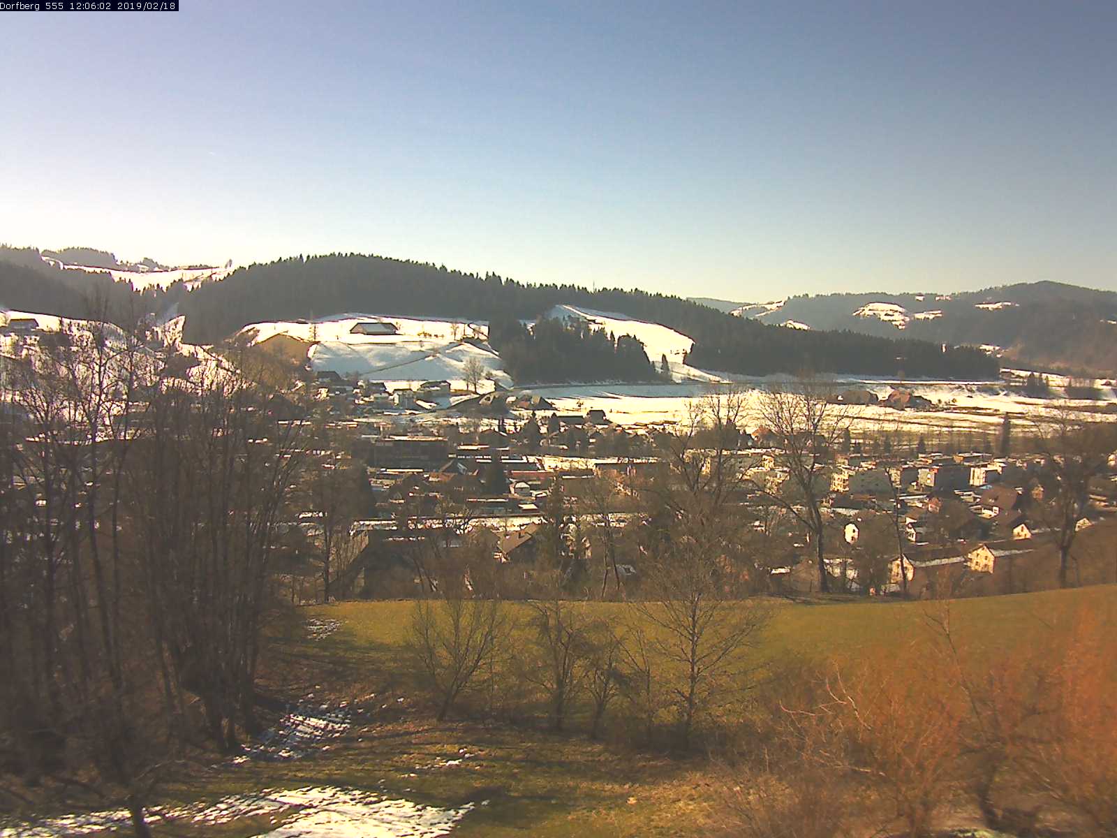 Webcam-Bild: Aussicht vom Dorfberg in Langnau 20190218-120601