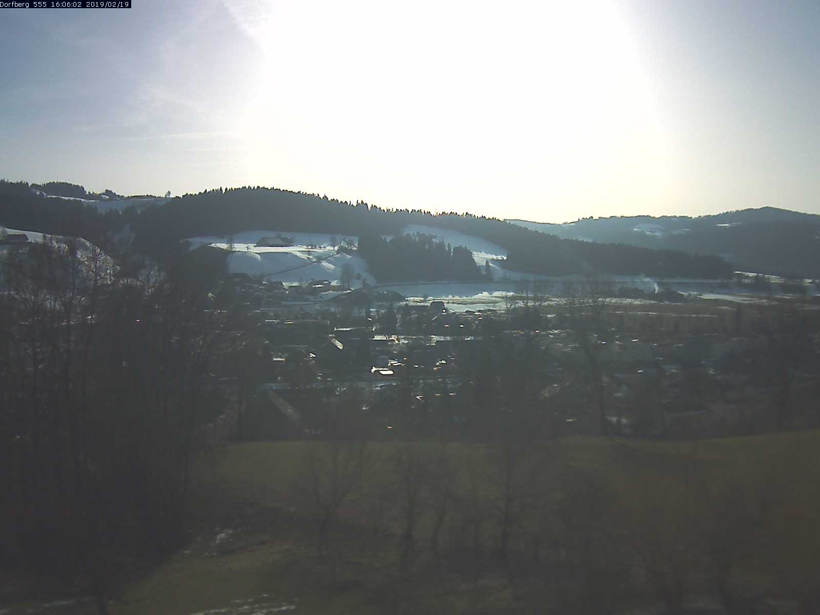 Webcam-Bild: Aussicht vom Dorfberg in Langnau 20190219-160601
