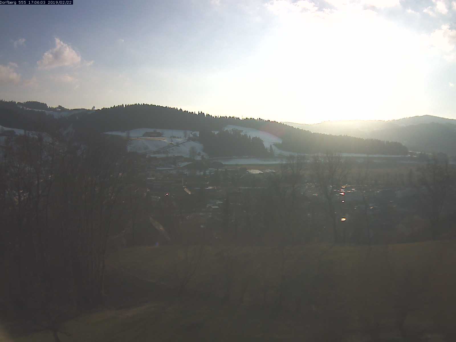 Webcam-Bild: Aussicht vom Dorfberg in Langnau 20190222-170601
