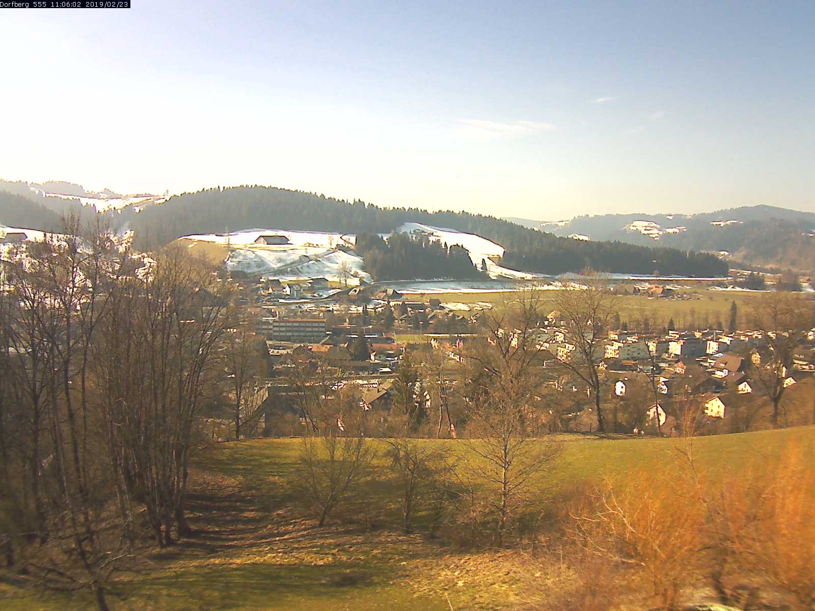 Webcam-Bild: Aussicht vom Dorfberg in Langnau 20190223-110601