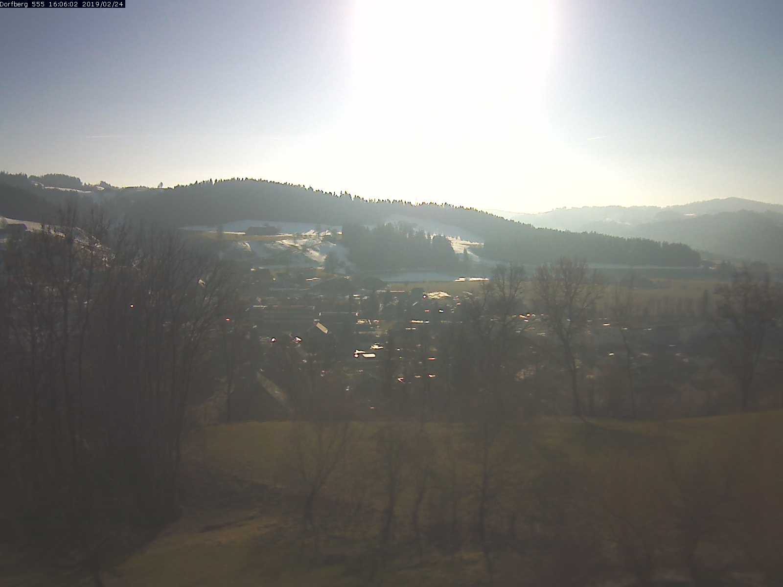 Webcam-Bild: Aussicht vom Dorfberg in Langnau 20190224-160601