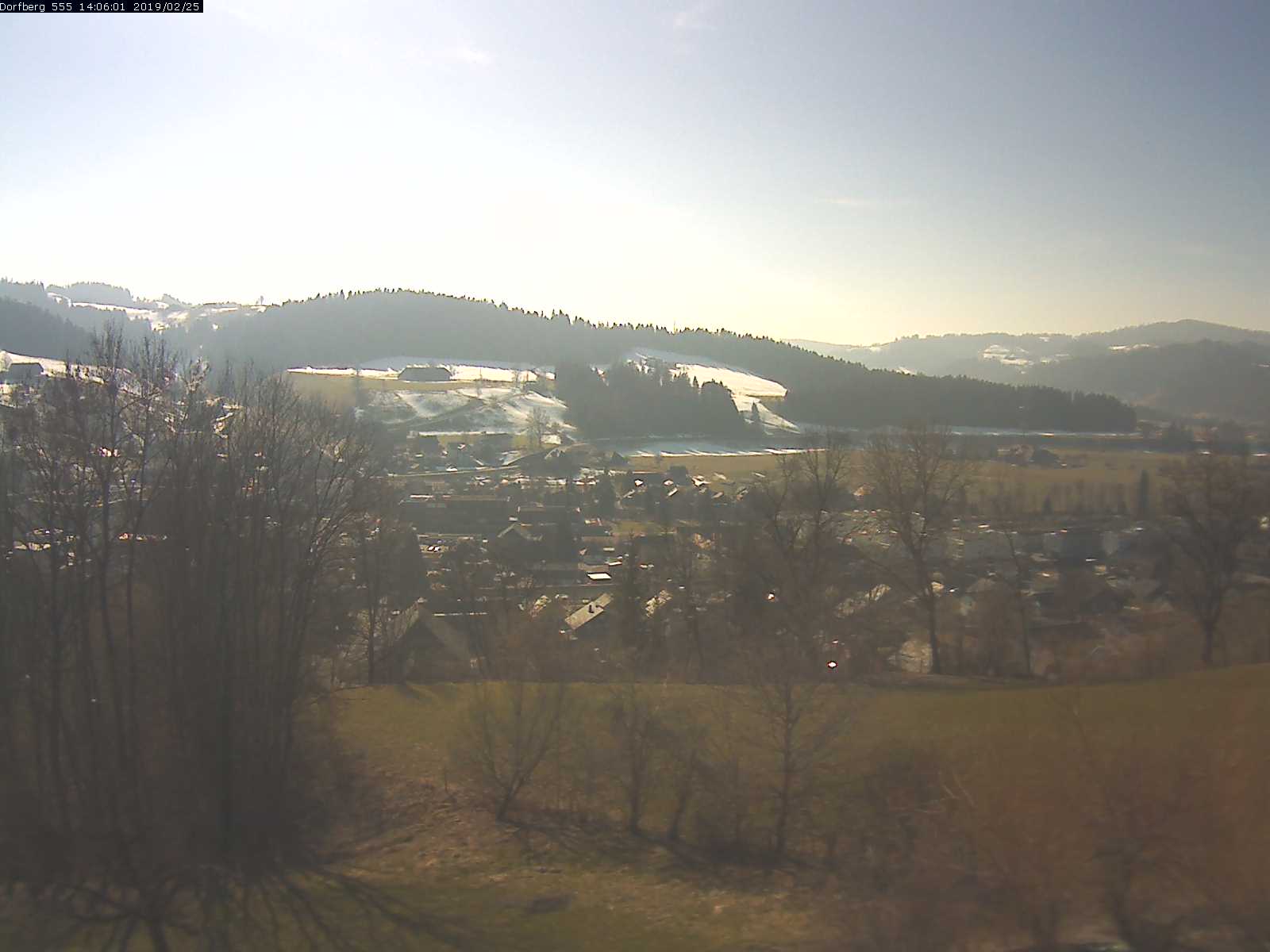 Webcam-Bild: Aussicht vom Dorfberg in Langnau 20190225-140601