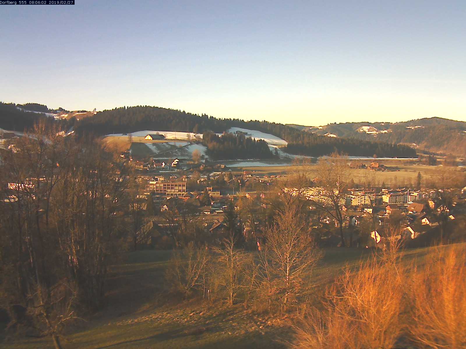 Webcam-Bild: Aussicht vom Dorfberg in Langnau 20190227-080601