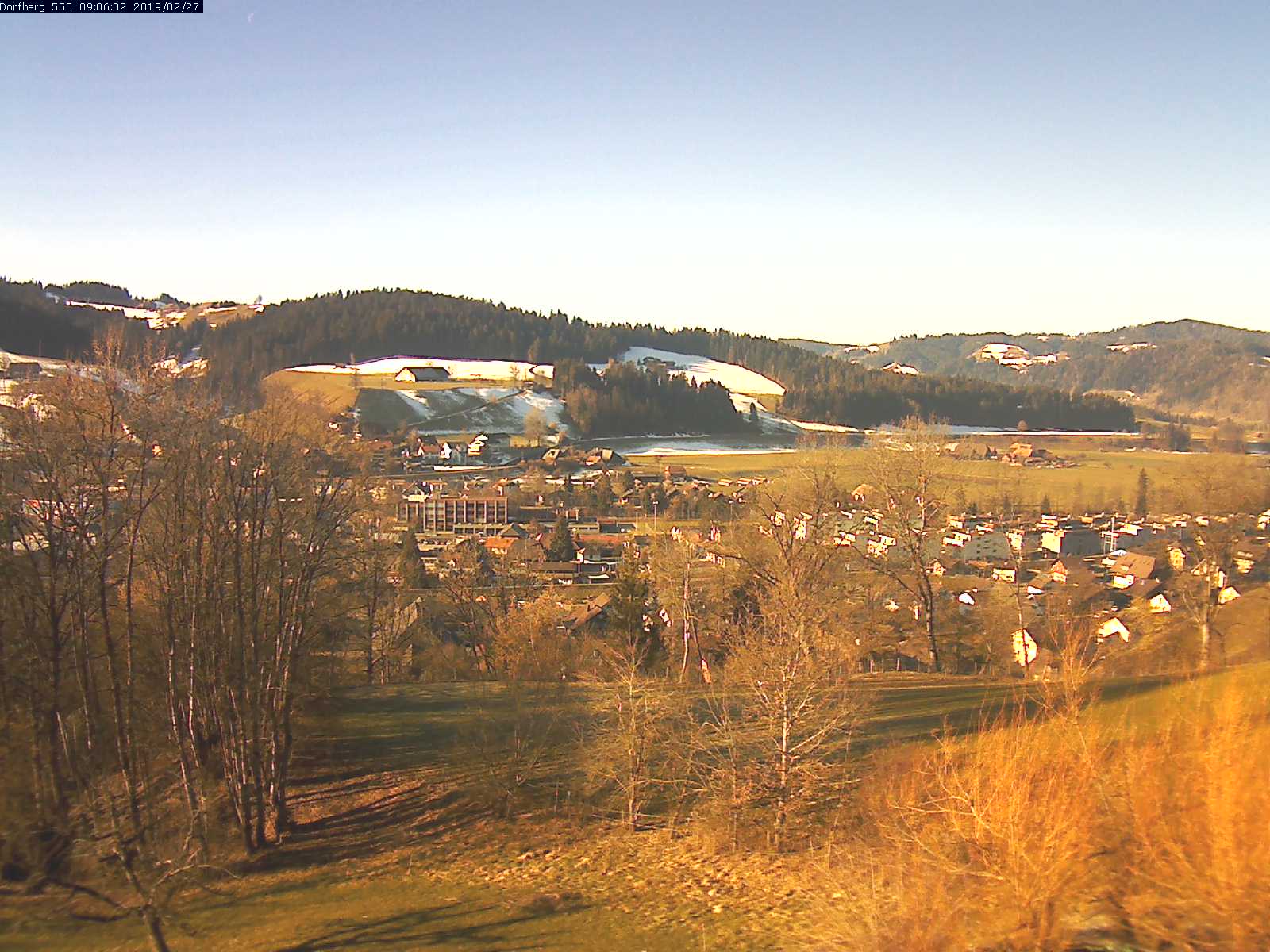 Webcam-Bild: Aussicht vom Dorfberg in Langnau 20190227-090601