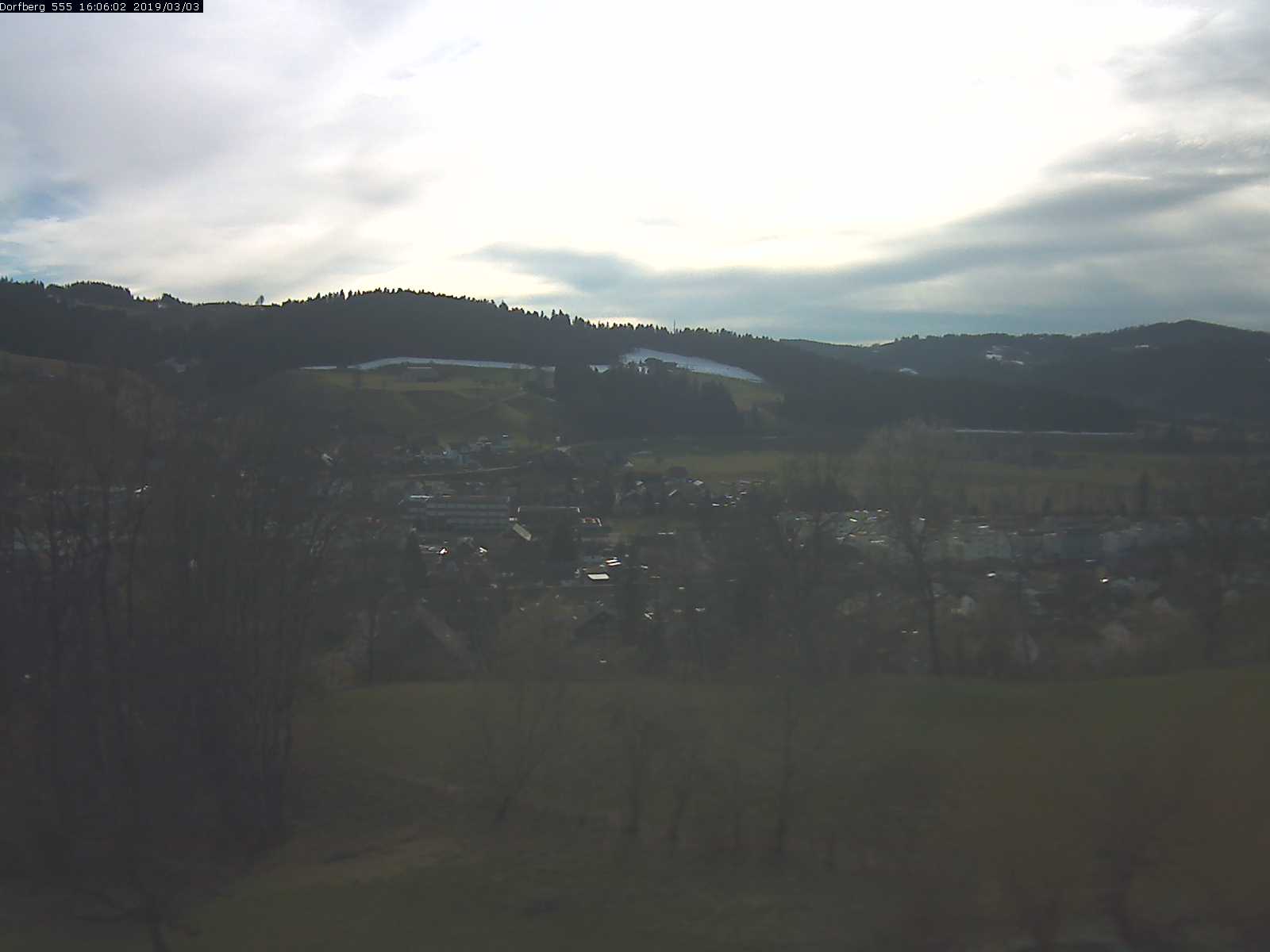 Webcam-Bild: Aussicht vom Dorfberg in Langnau 20190303-160601