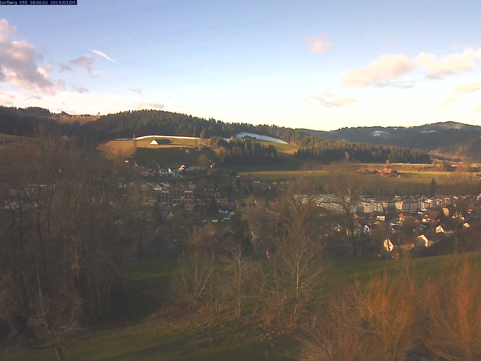 Webcam-Bild: Aussicht vom Dorfberg in Langnau 20190305-080601