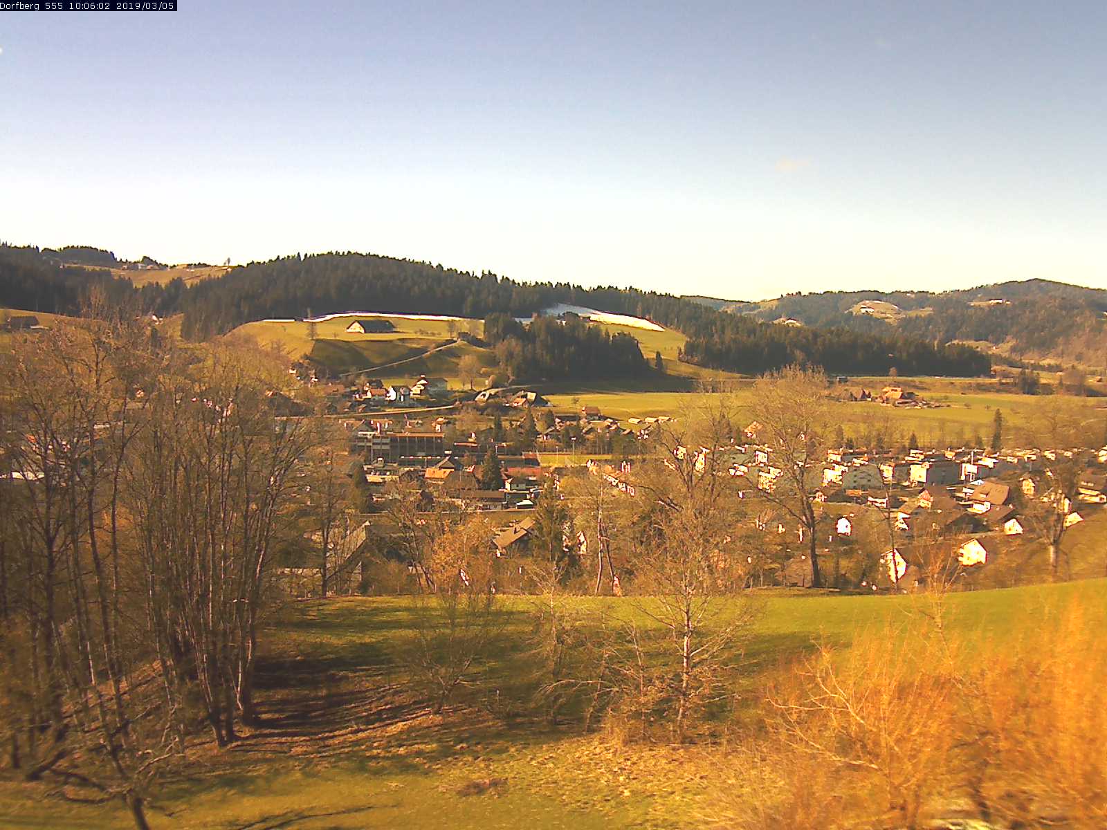 Webcam-Bild: Aussicht vom Dorfberg in Langnau 20190305-100601
