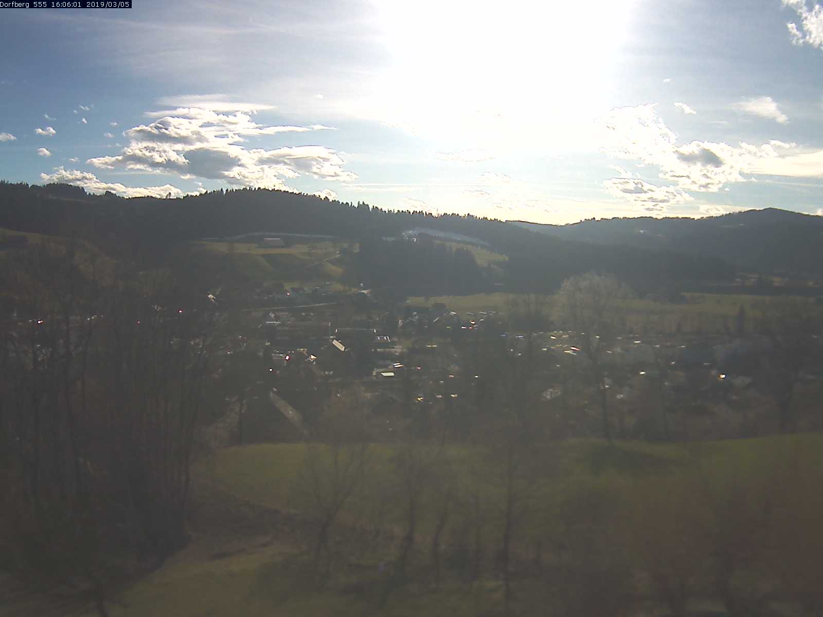 Webcam-Bild: Aussicht vom Dorfberg in Langnau 20190305-160601