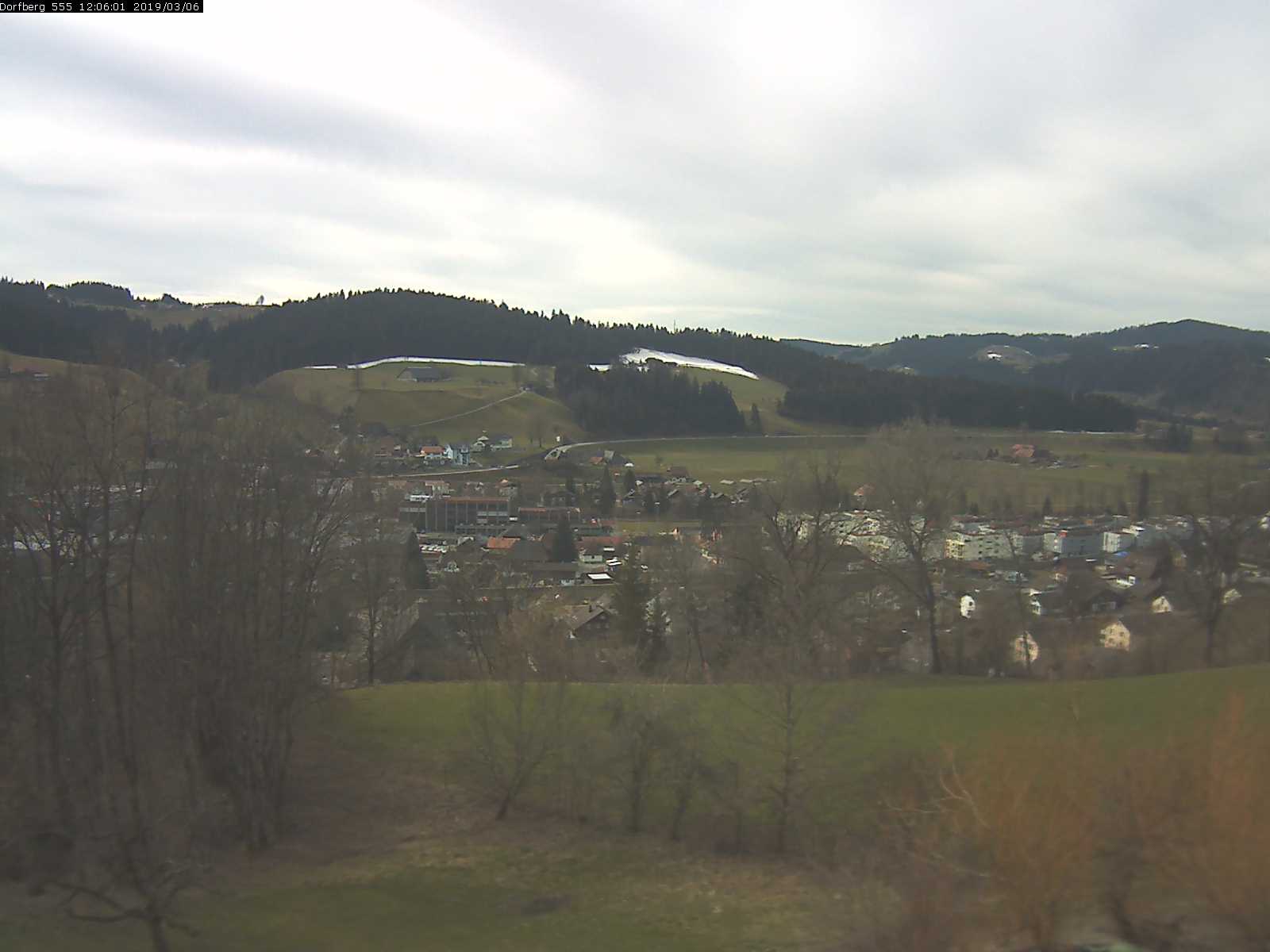 Webcam-Bild: Aussicht vom Dorfberg in Langnau 20190306-120601