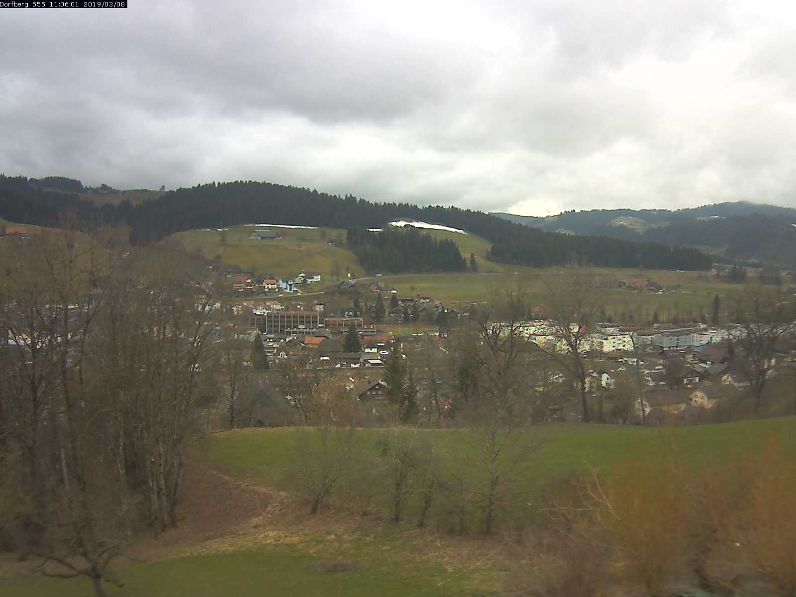 Webcam-Bild: Aussicht vom Dorfberg in Langnau 20190308-110601