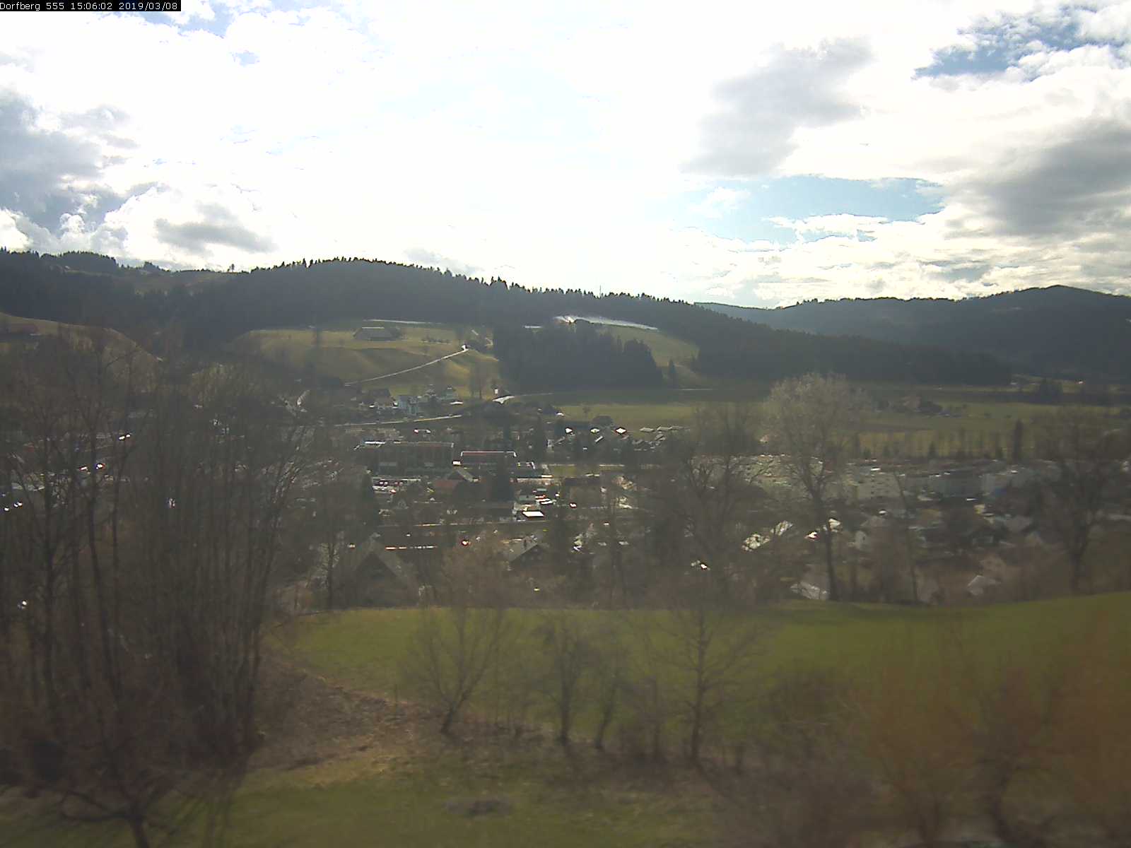 Webcam-Bild: Aussicht vom Dorfberg in Langnau 20190308-150601