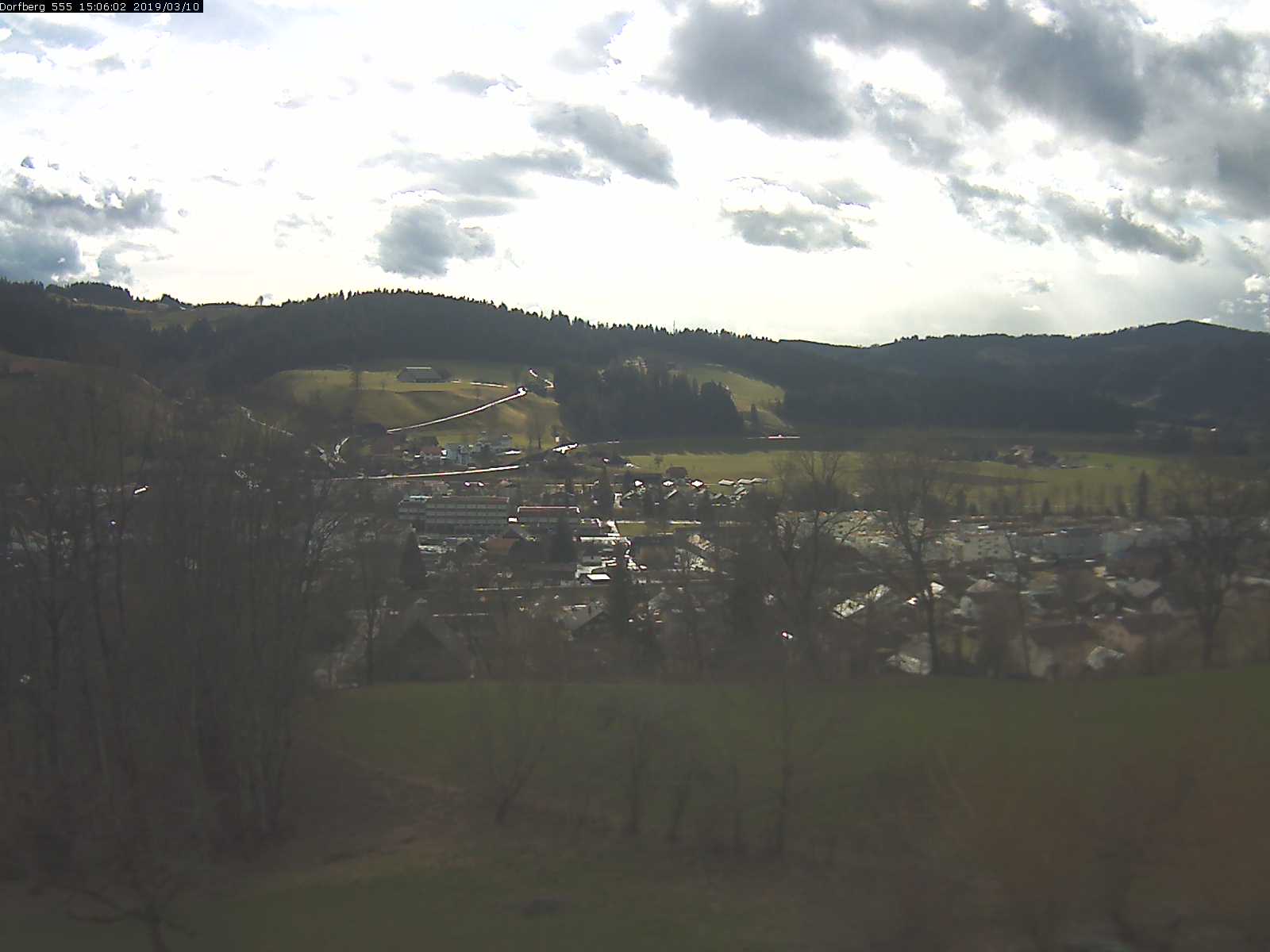 Webcam-Bild: Aussicht vom Dorfberg in Langnau 20190310-150601
