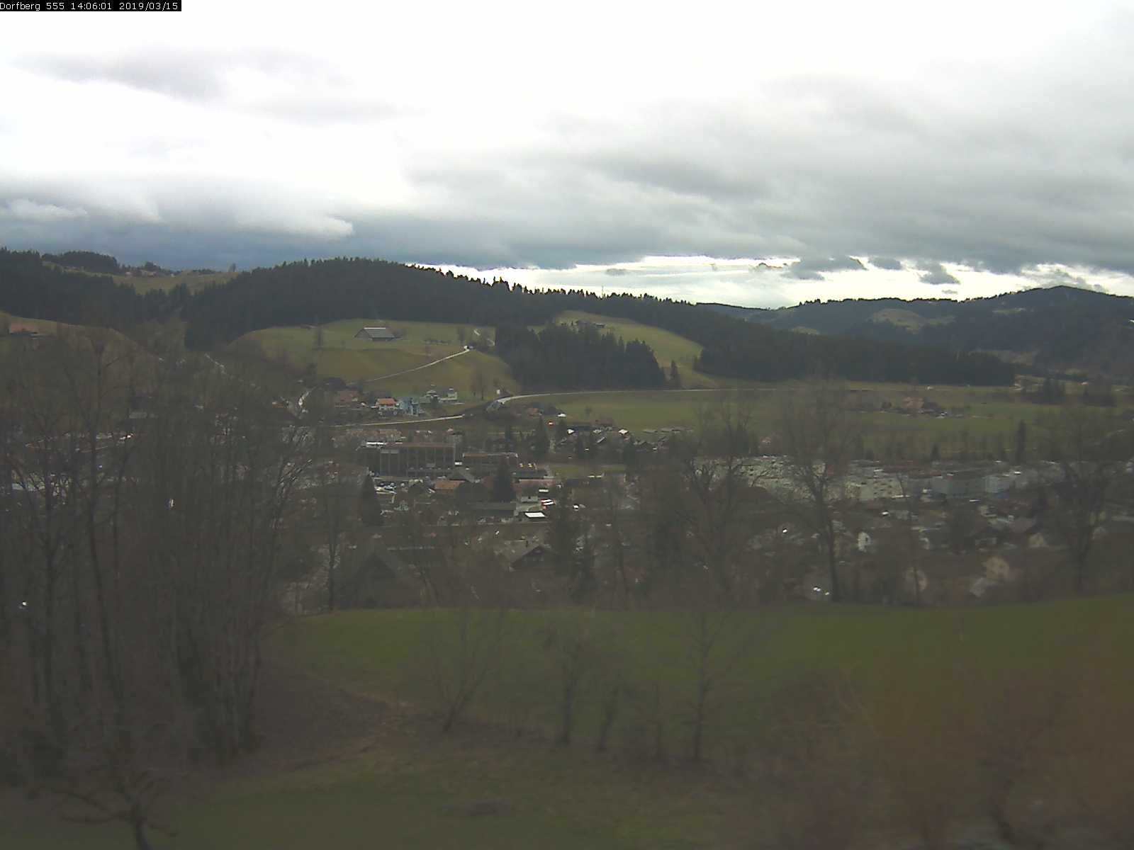 Webcam-Bild: Aussicht vom Dorfberg in Langnau 20190315-140601