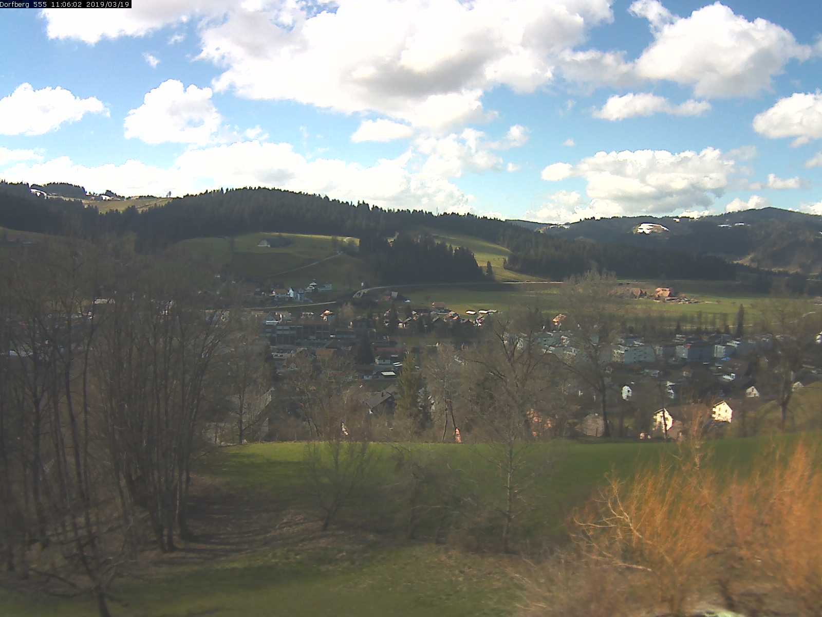 Webcam-Bild: Aussicht vom Dorfberg in Langnau 20190319-110601