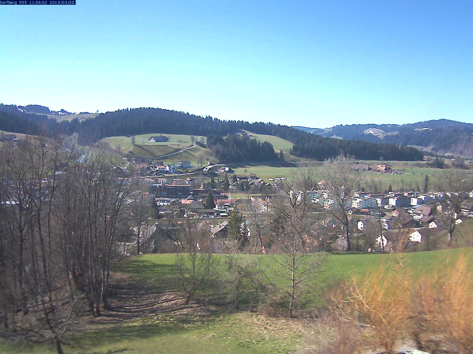 Webcam-Bild: Aussicht vom Dorfberg in Langnau 20190320-110601