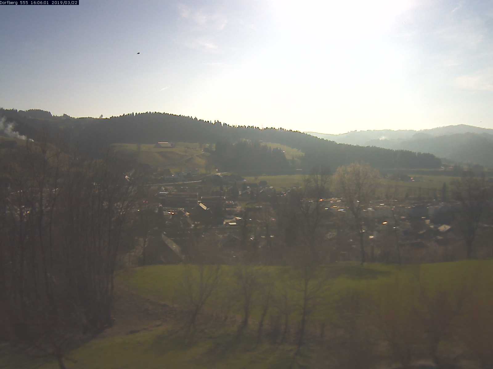 Webcam-Bild: Aussicht vom Dorfberg in Langnau 20190322-160601